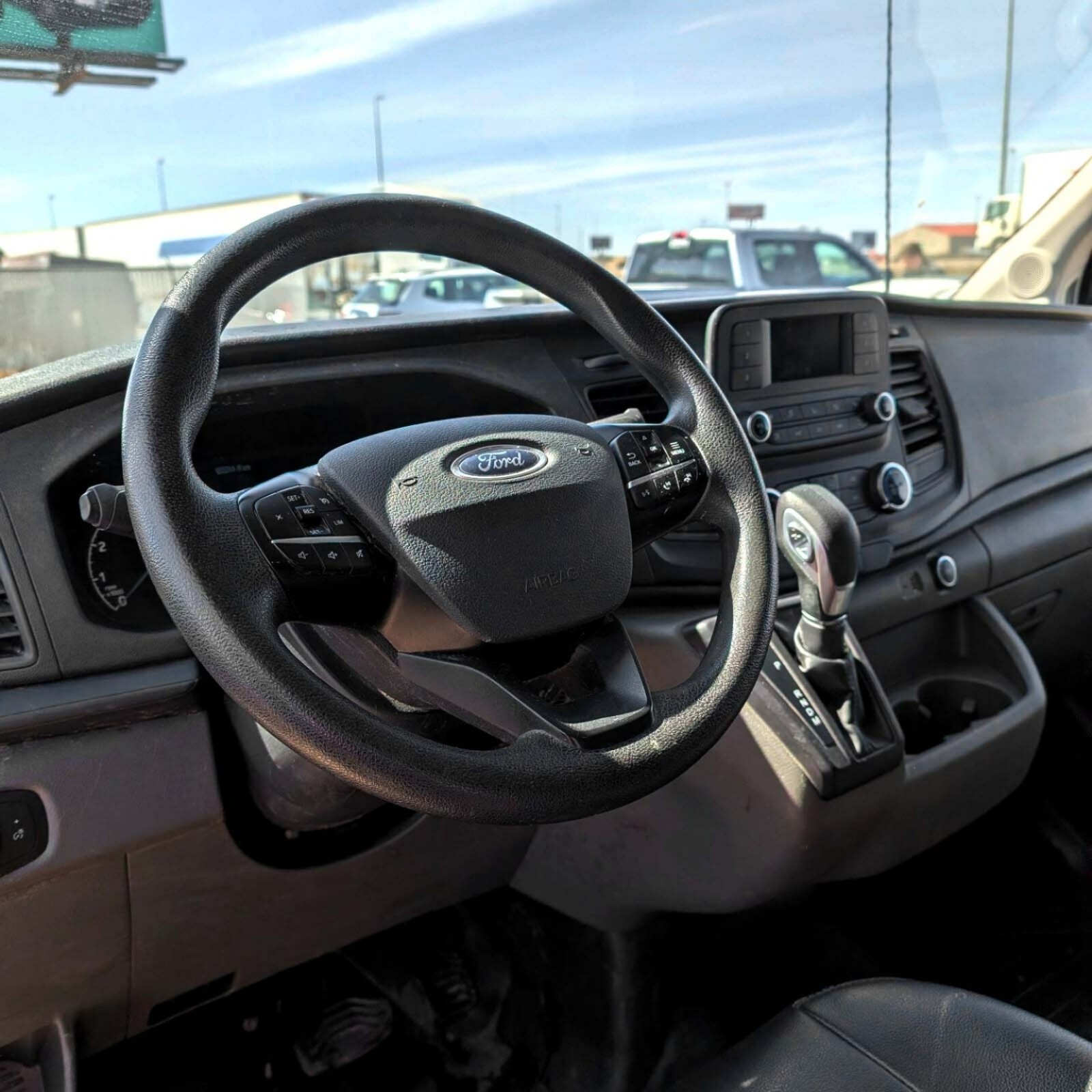 2023 Ford Transit Cargo Van — photo 13