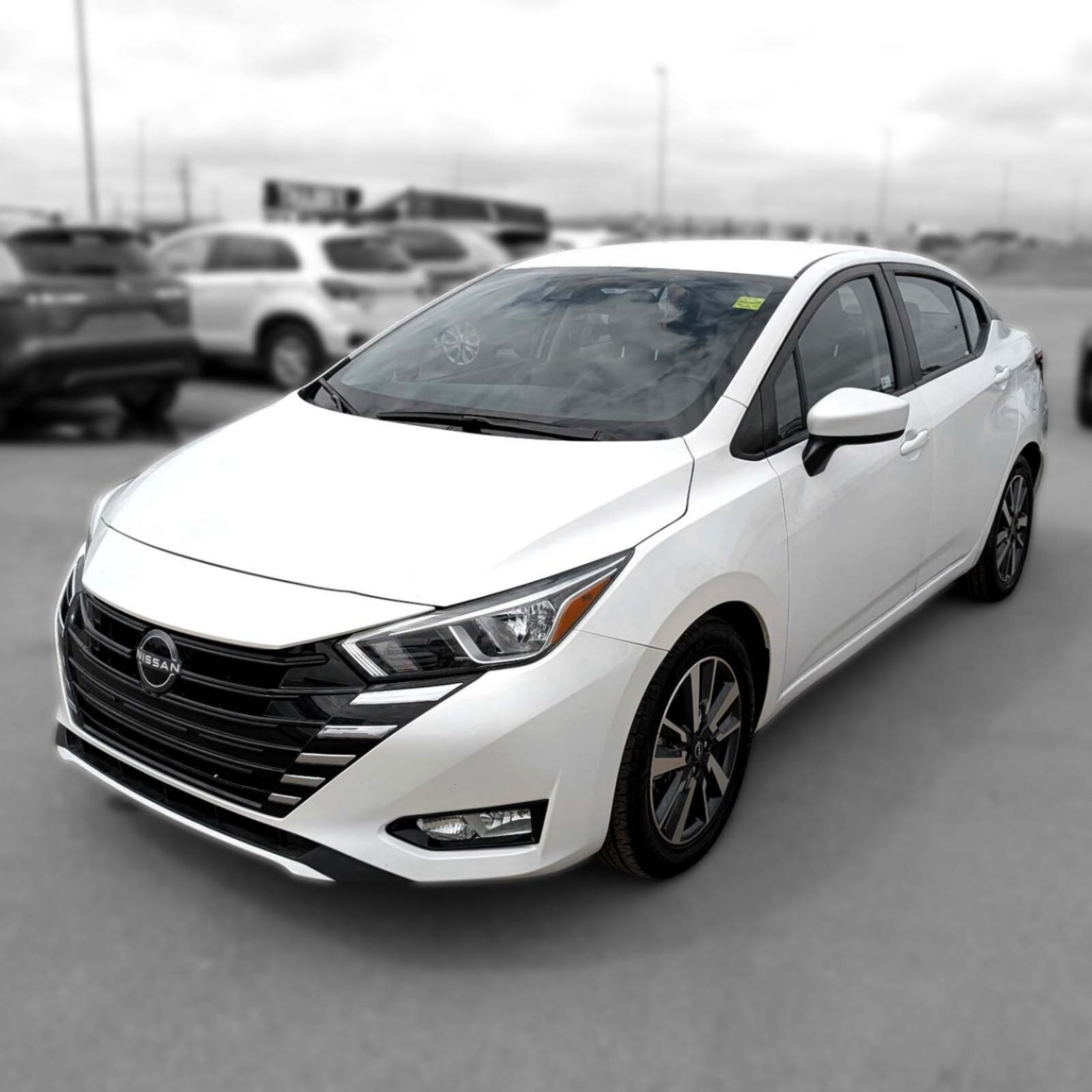 2024 Nissan Versa — photo 20