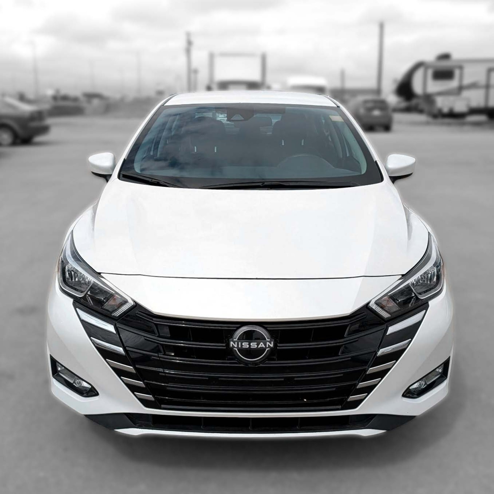 2024 Nissan Versa — photo 3