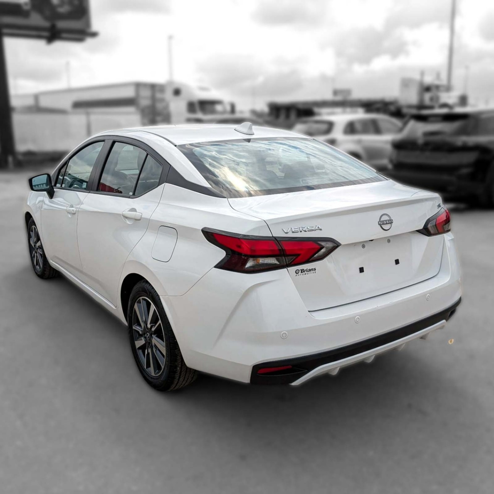 2024 Nissan Versa — photo 6