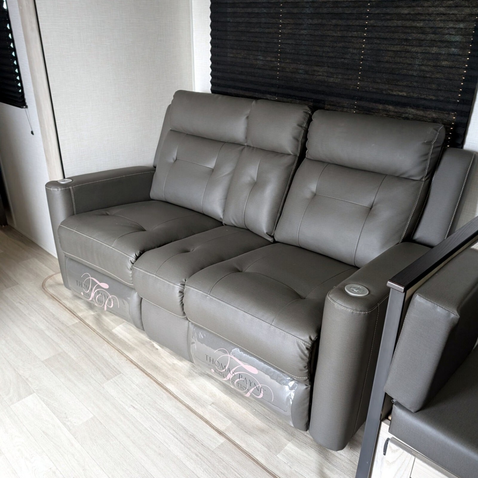 2023 KZ RV RV 272FK — photo 8