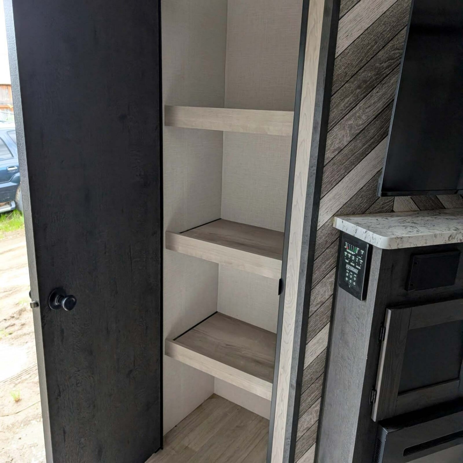 2023 KZ RV RV 272FK — photo 9