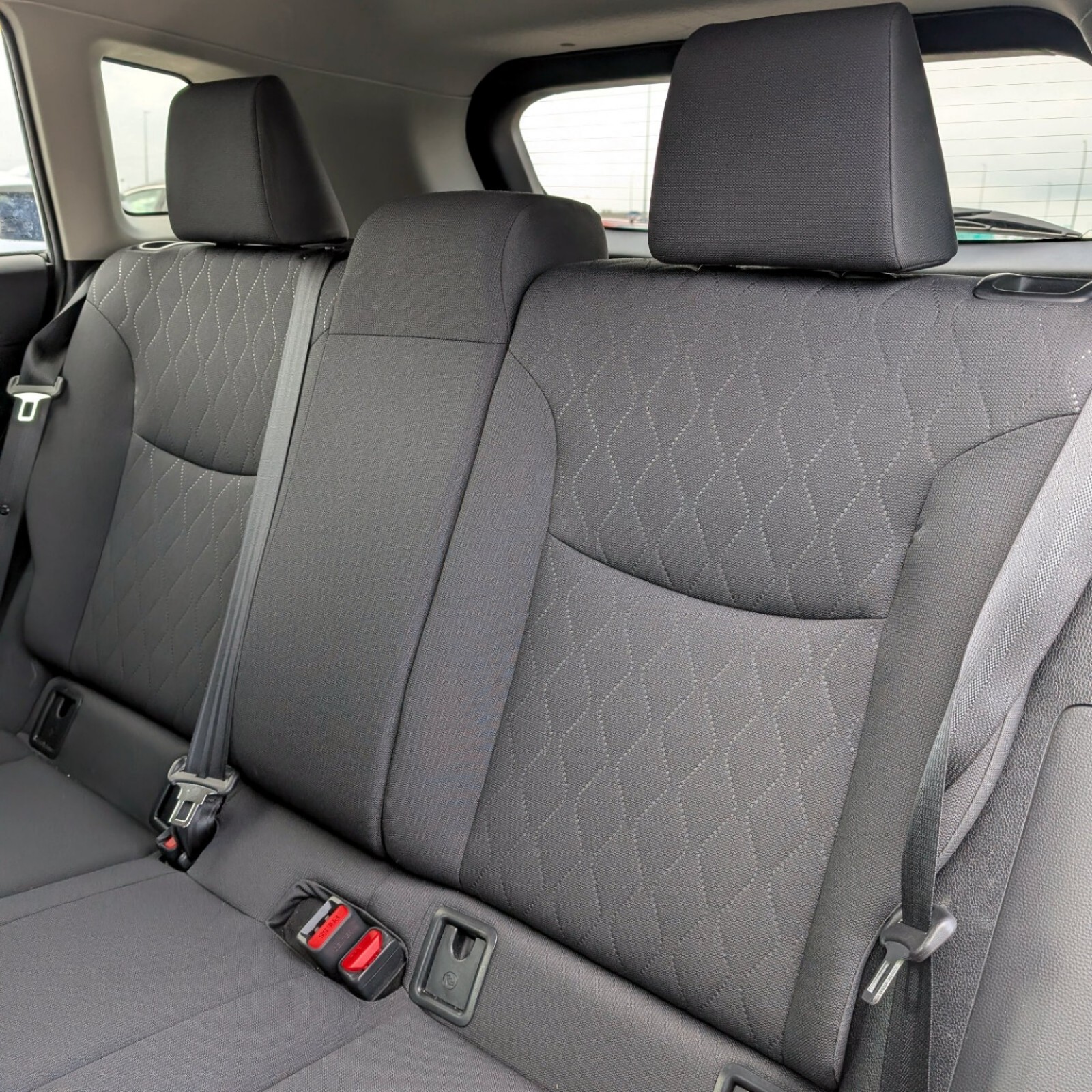 2025 Toyota Corolla Cross — photo 11