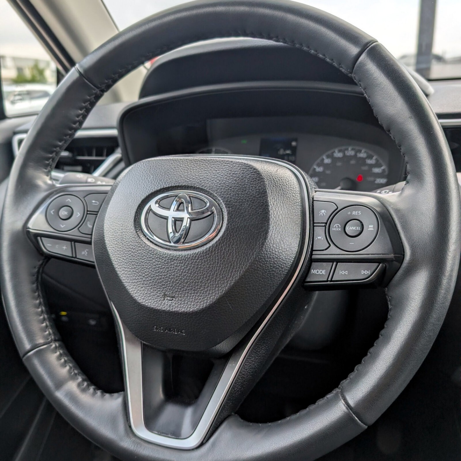 2025 Toyota Corolla Cross — photo 18