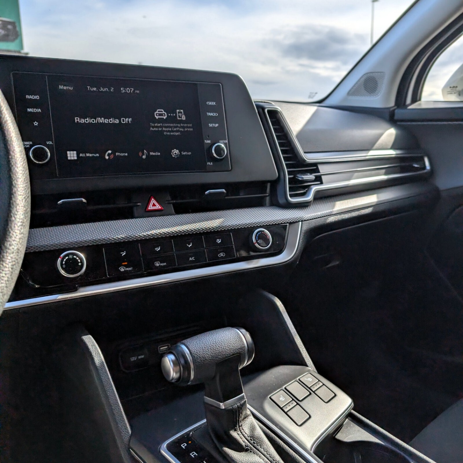 2025 Kia Sportage — photo 16