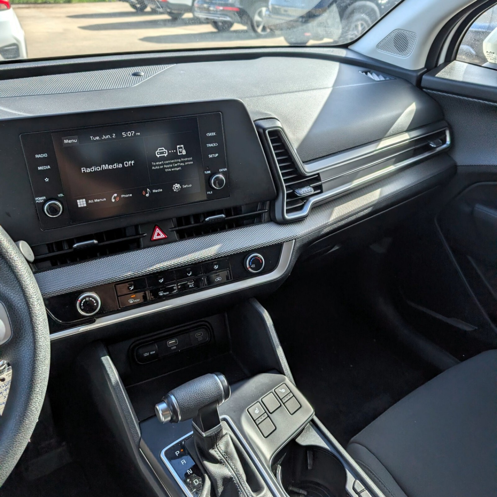 2025 Kia Sportage — photo 18