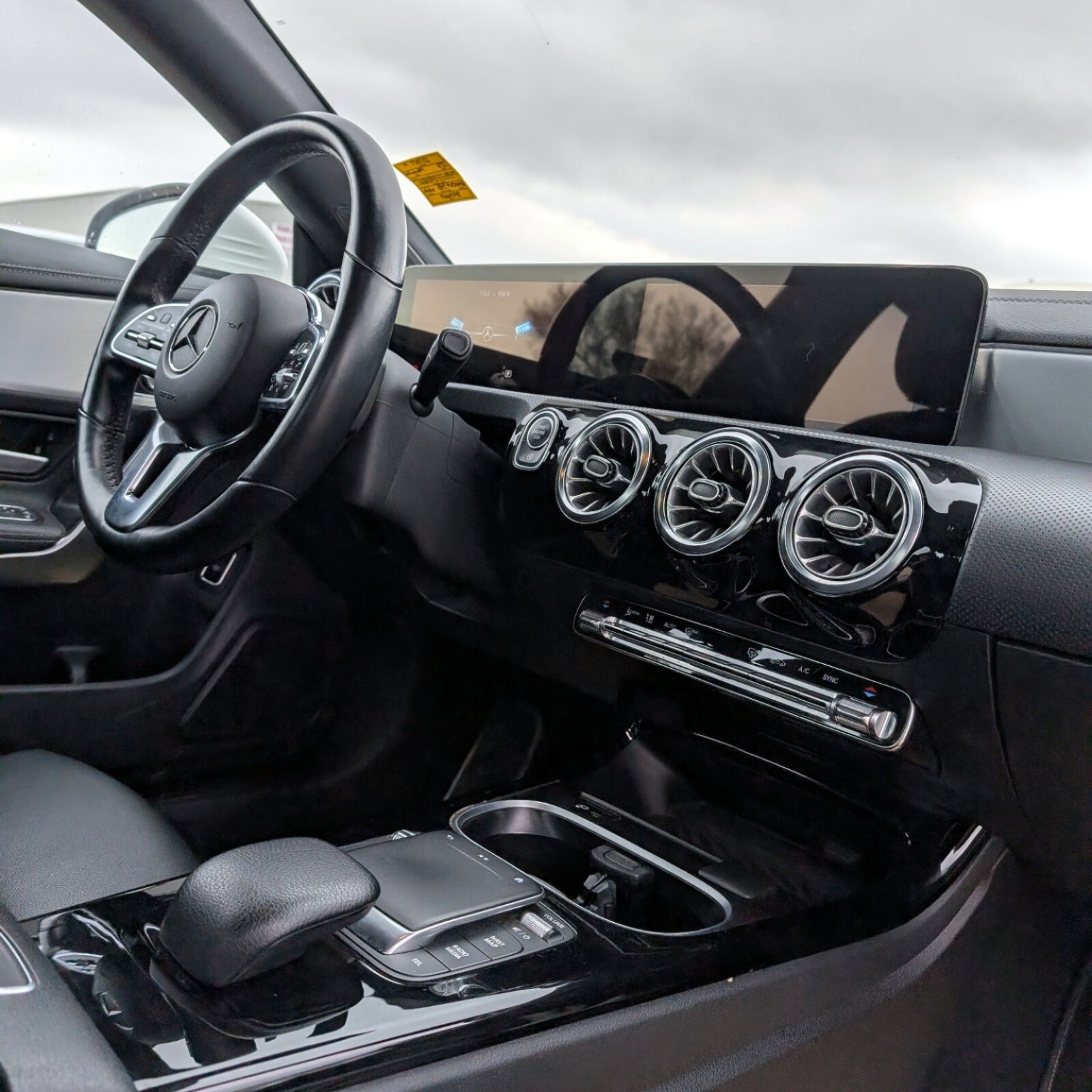 2023 Mercedes-Benz CLA — photo 9