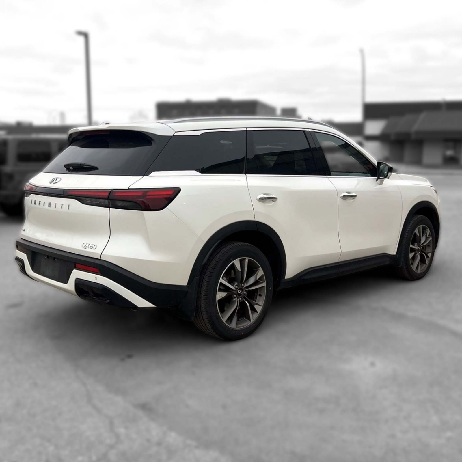 2025 INFINITI QX60 — photo 8