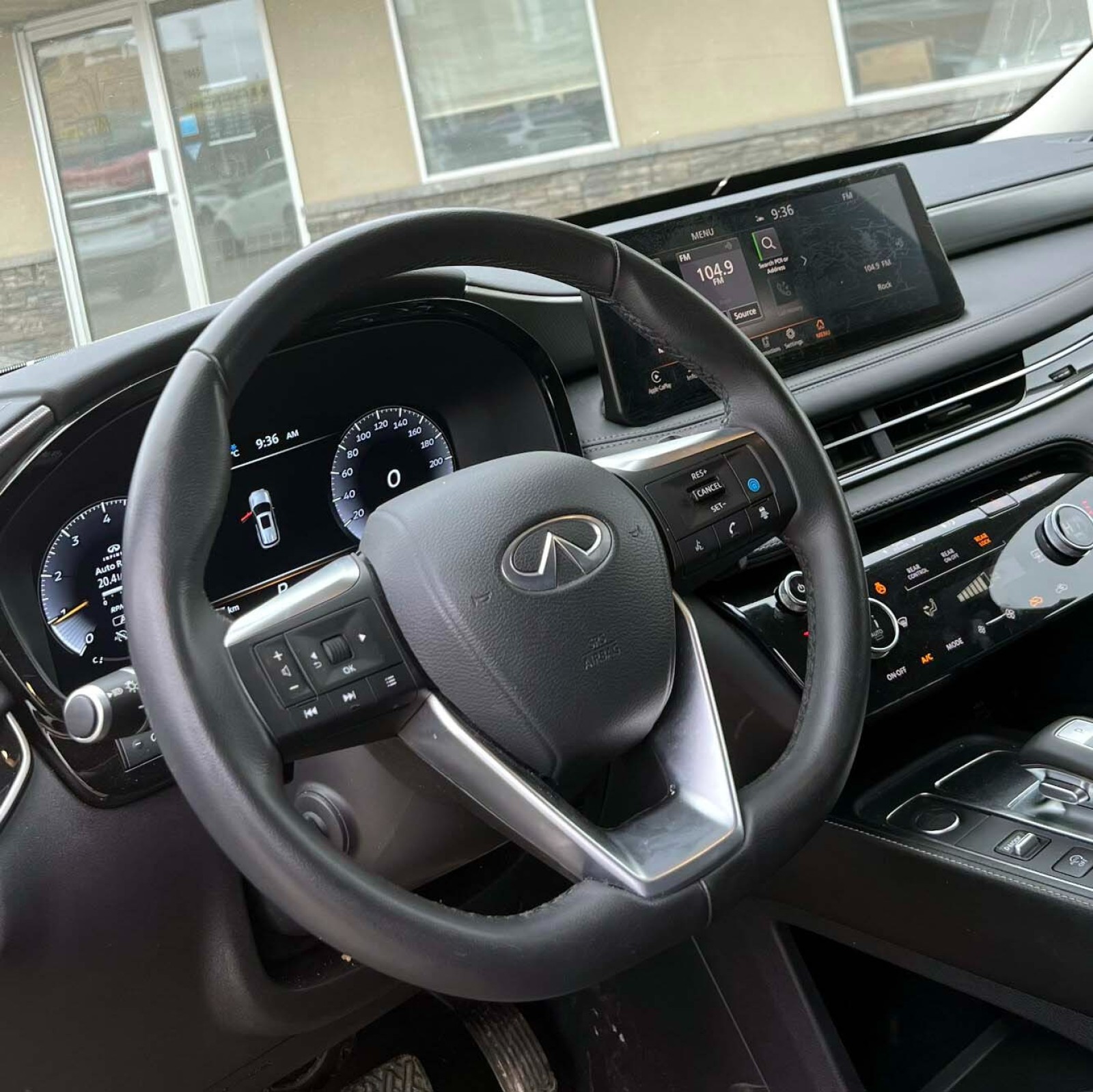 2025 INFINITI QX60 — photo 13