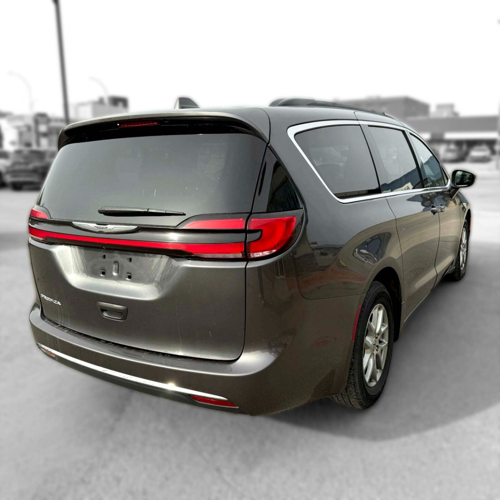 2022 Chrysler Pacifica — photo 8