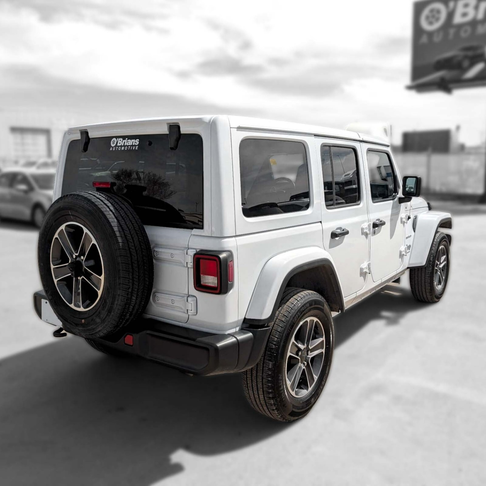 2023 Jeep Wrangler — photo 8