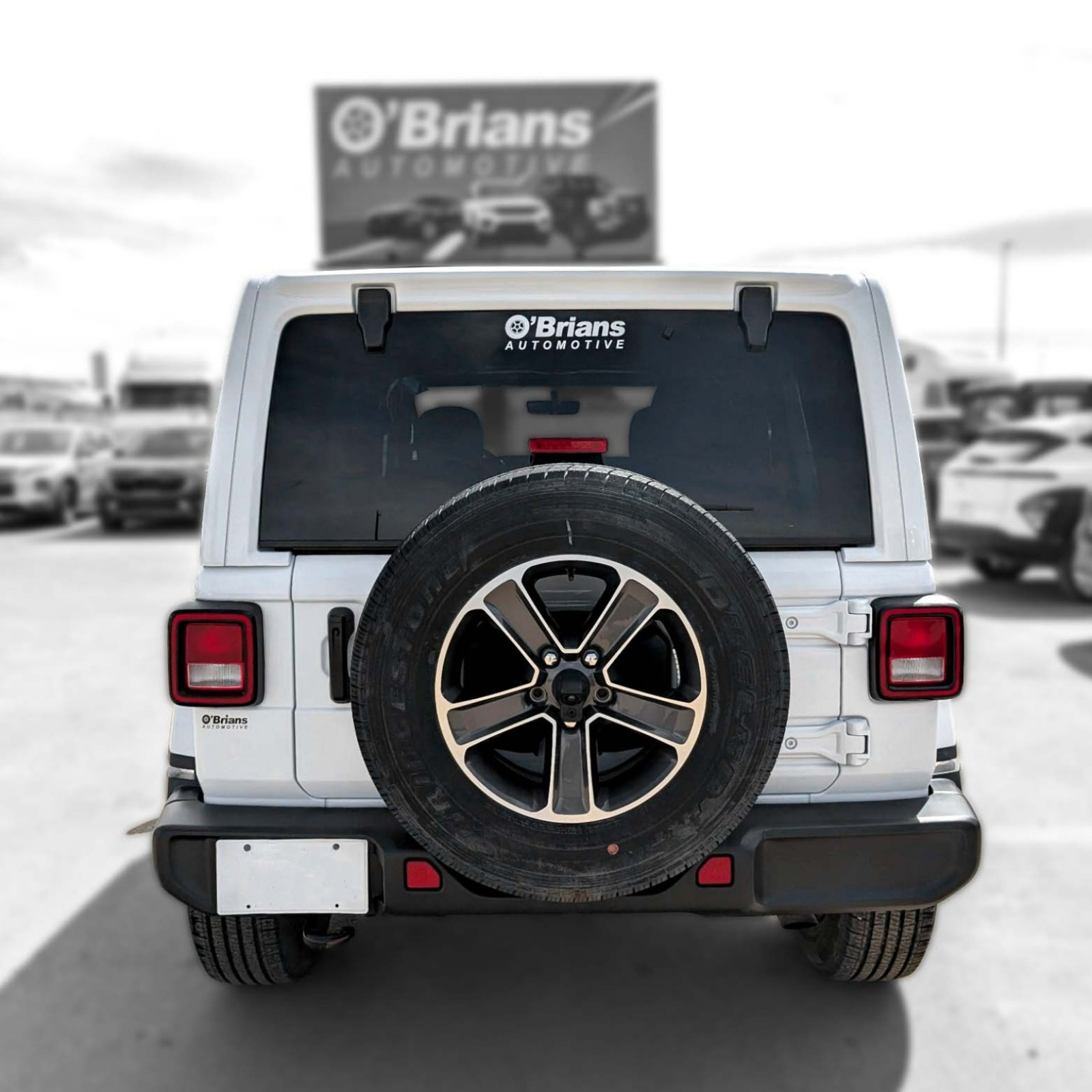 2023 Jeep Wrangler — photo 7