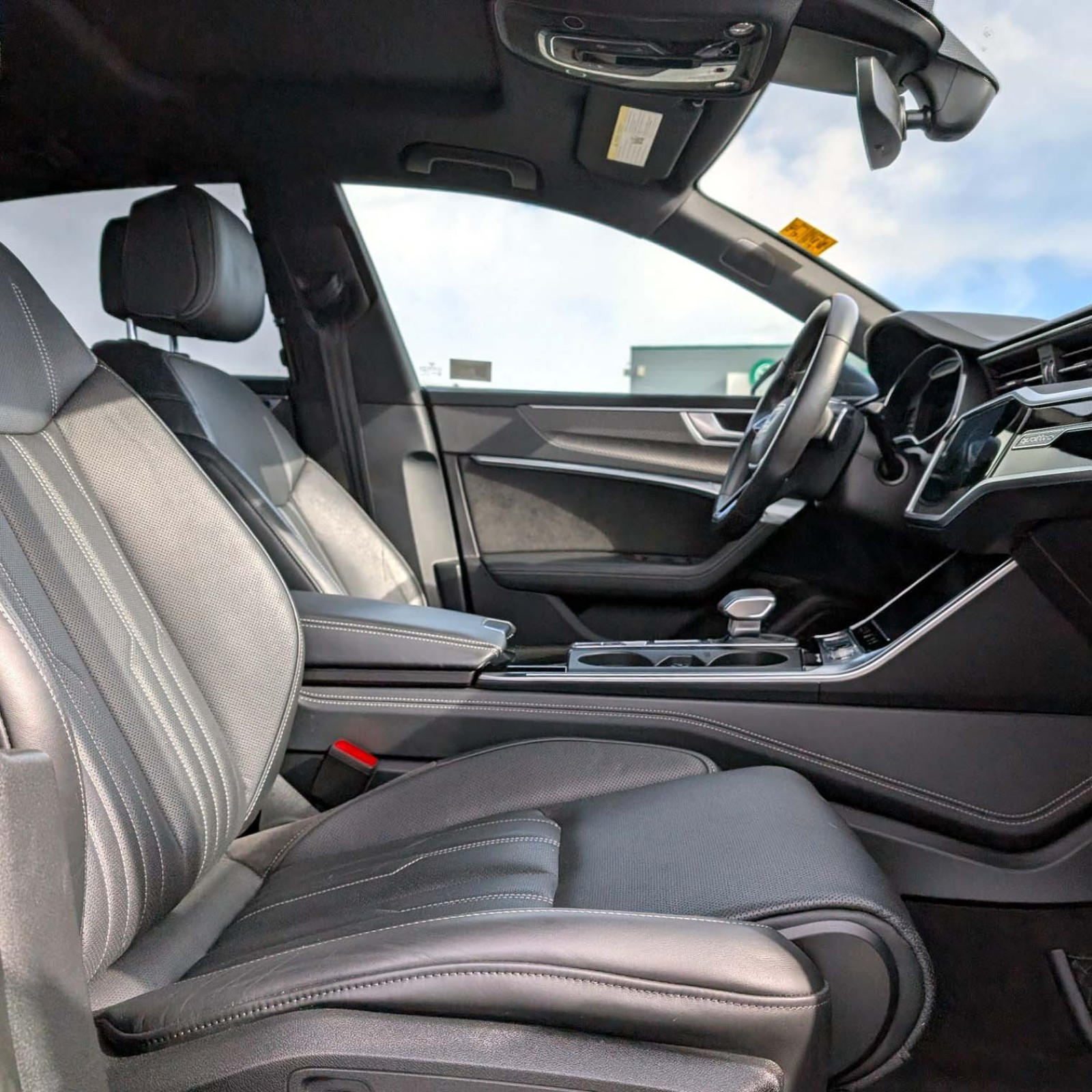 2021 Audi S7 Sportback — photo 10