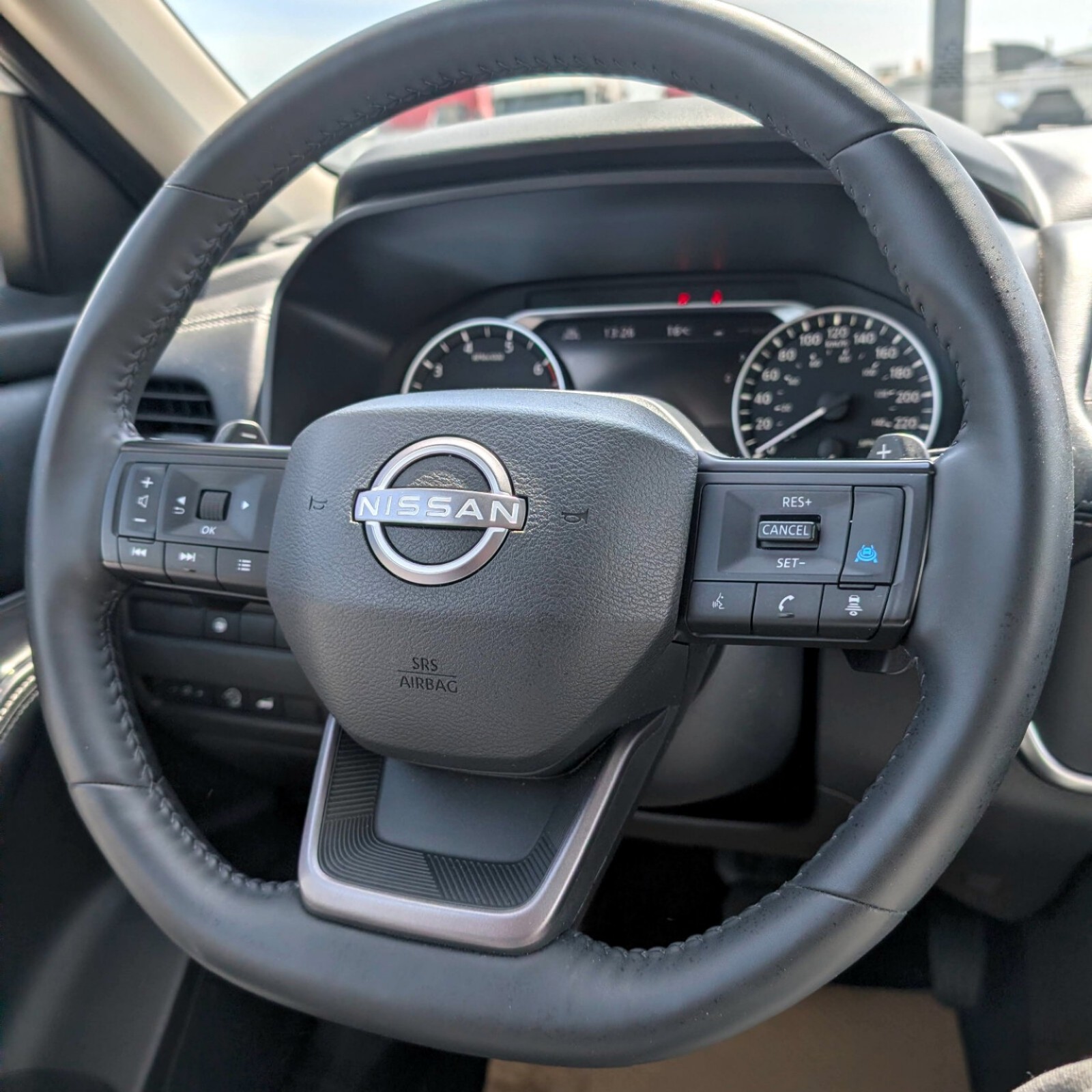 2025 Nissan Rogue — photo 20