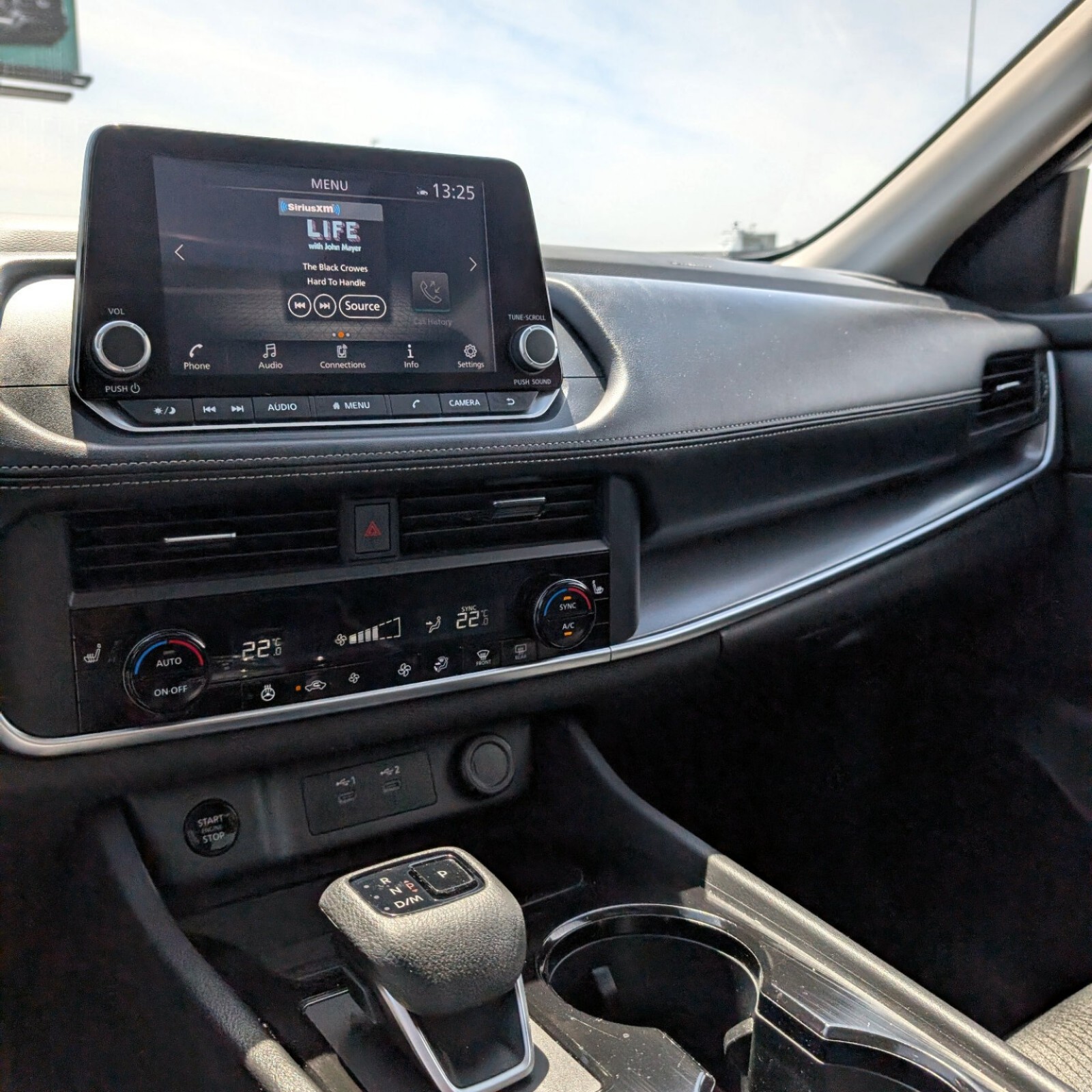 2025 Nissan Rogue — photo 17