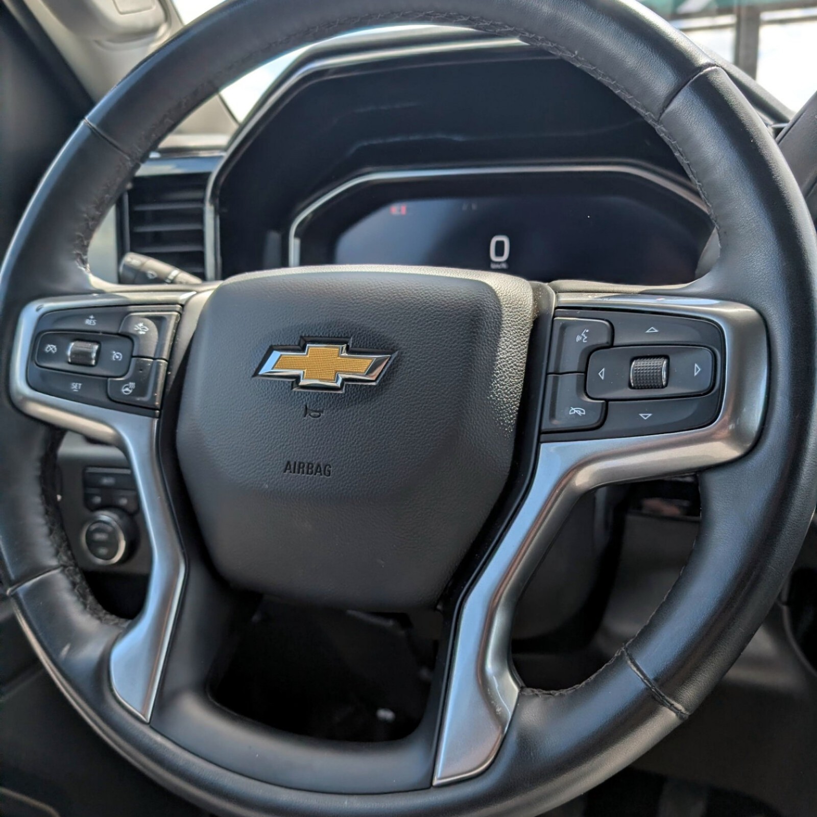 2024 Chevrolet Silverado 1500 — photo 22