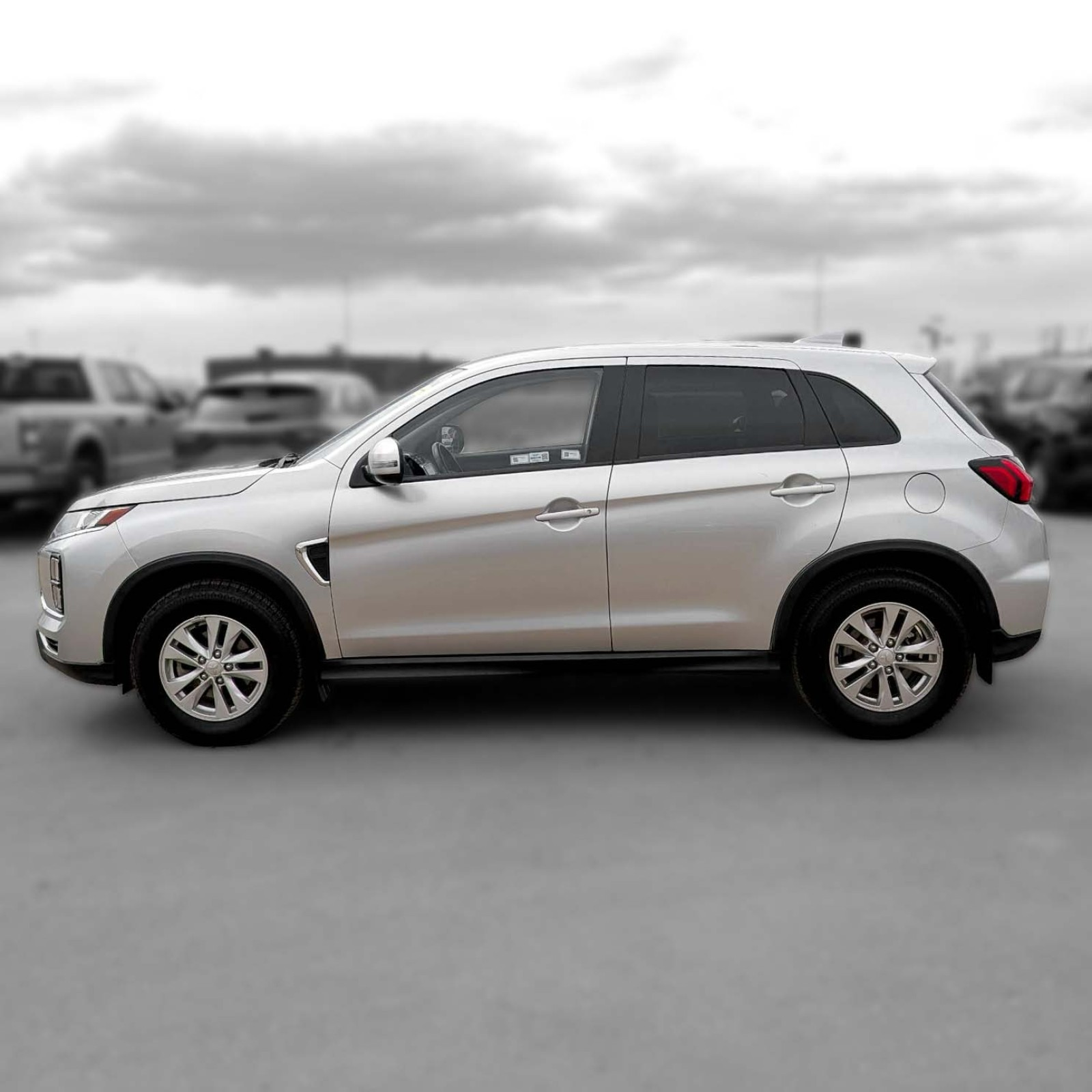2021 Mitsubishi RVR — photo 5
