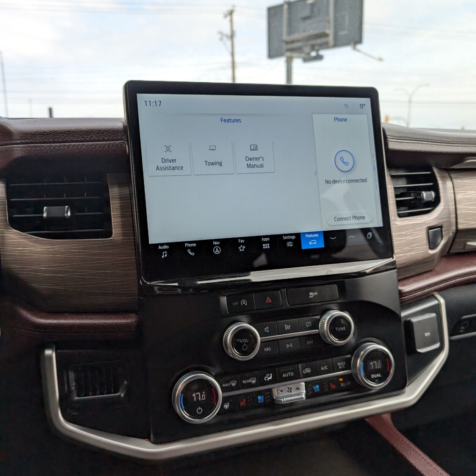 2024 Ford Expedition — photo 10