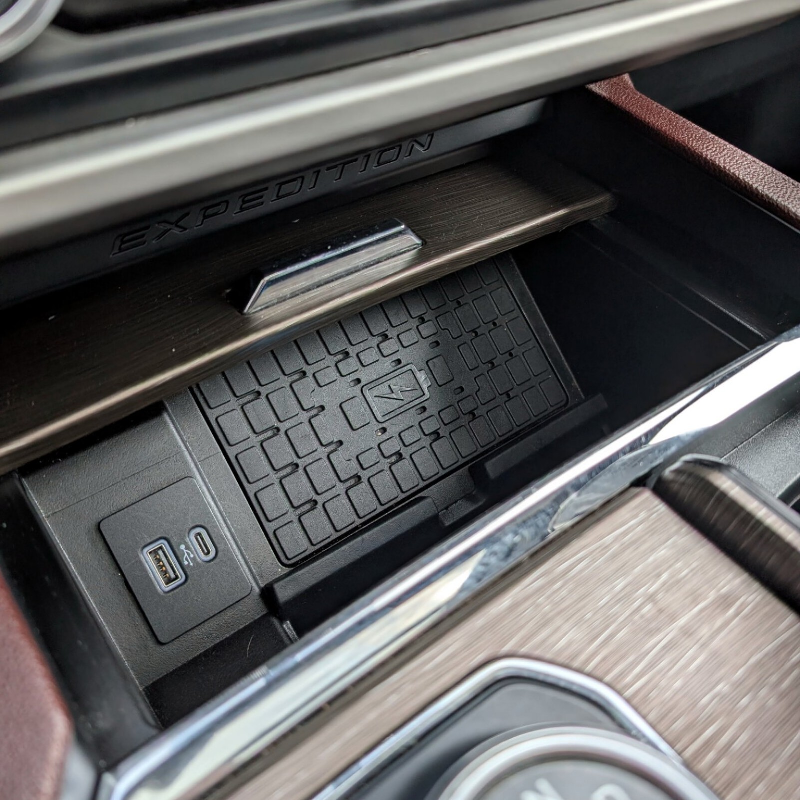 2024 Ford Expedition — photo 15