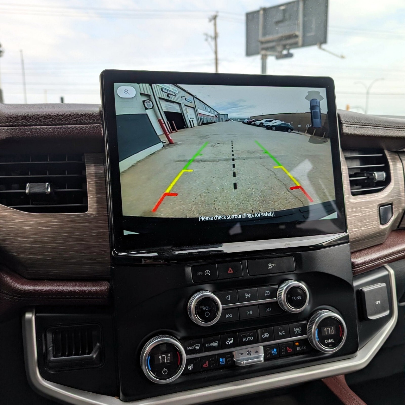 2024 Ford Expedition — photo 19