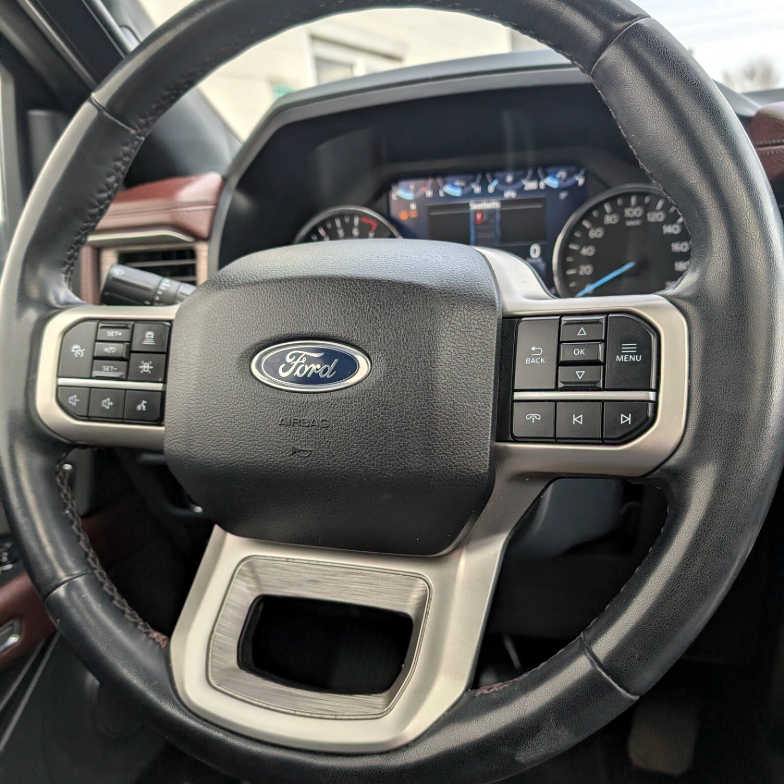 2024 Ford Expedition — photo 14