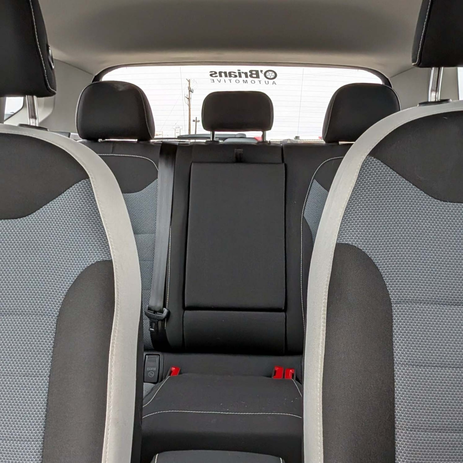 2025 Volkswagen Taos — photo 19
