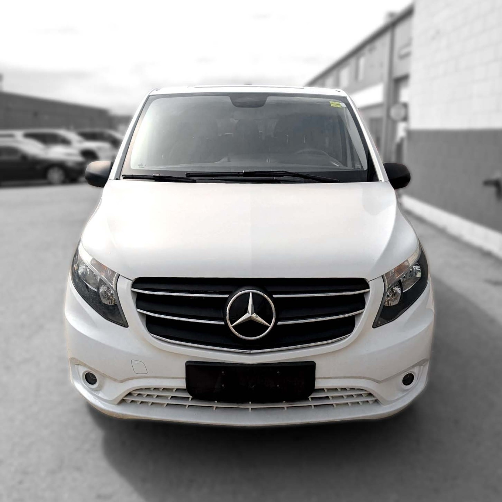 2022 Mercedes-Benz Metris — photo 2