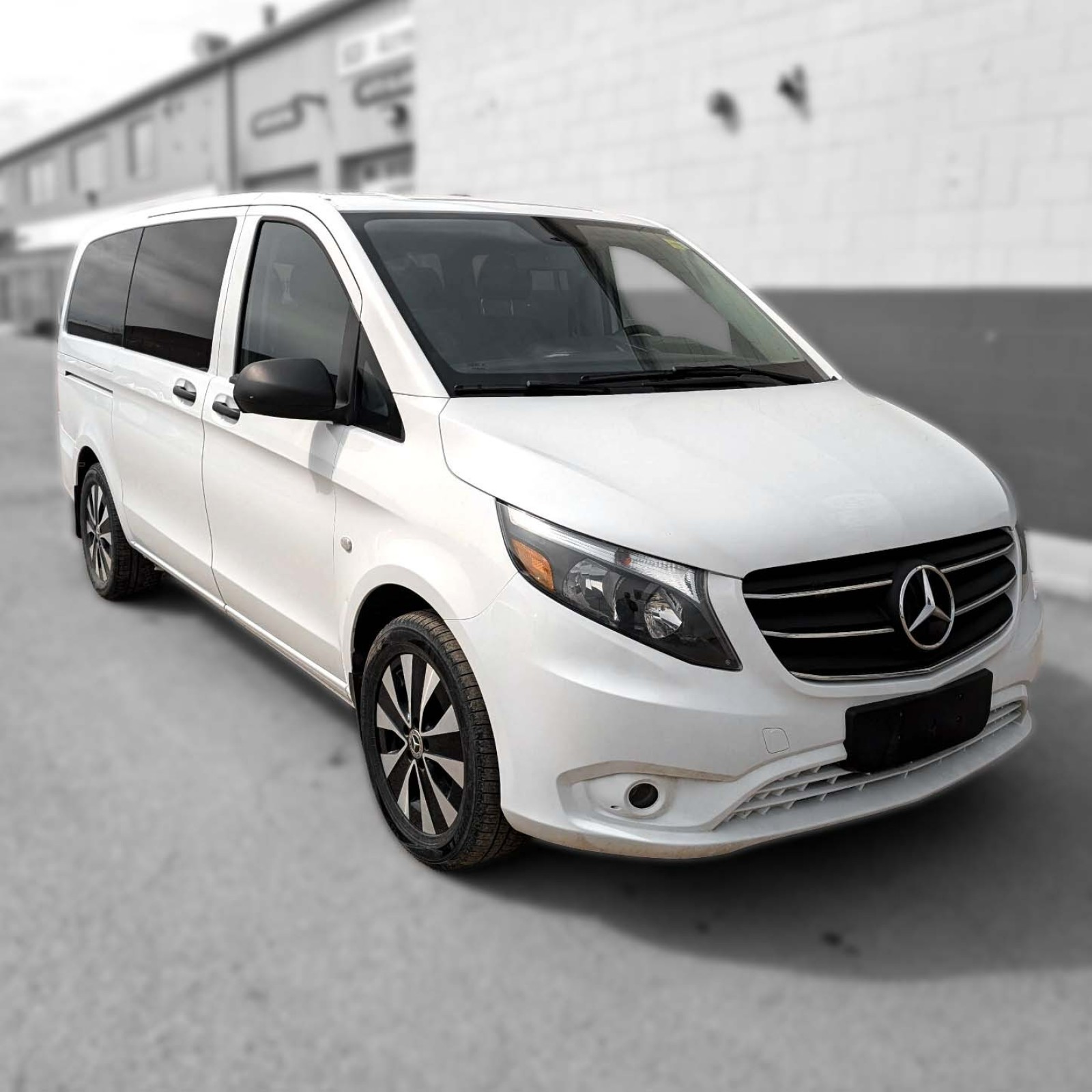 2022 Mercedes-Benz Metris — photo 3