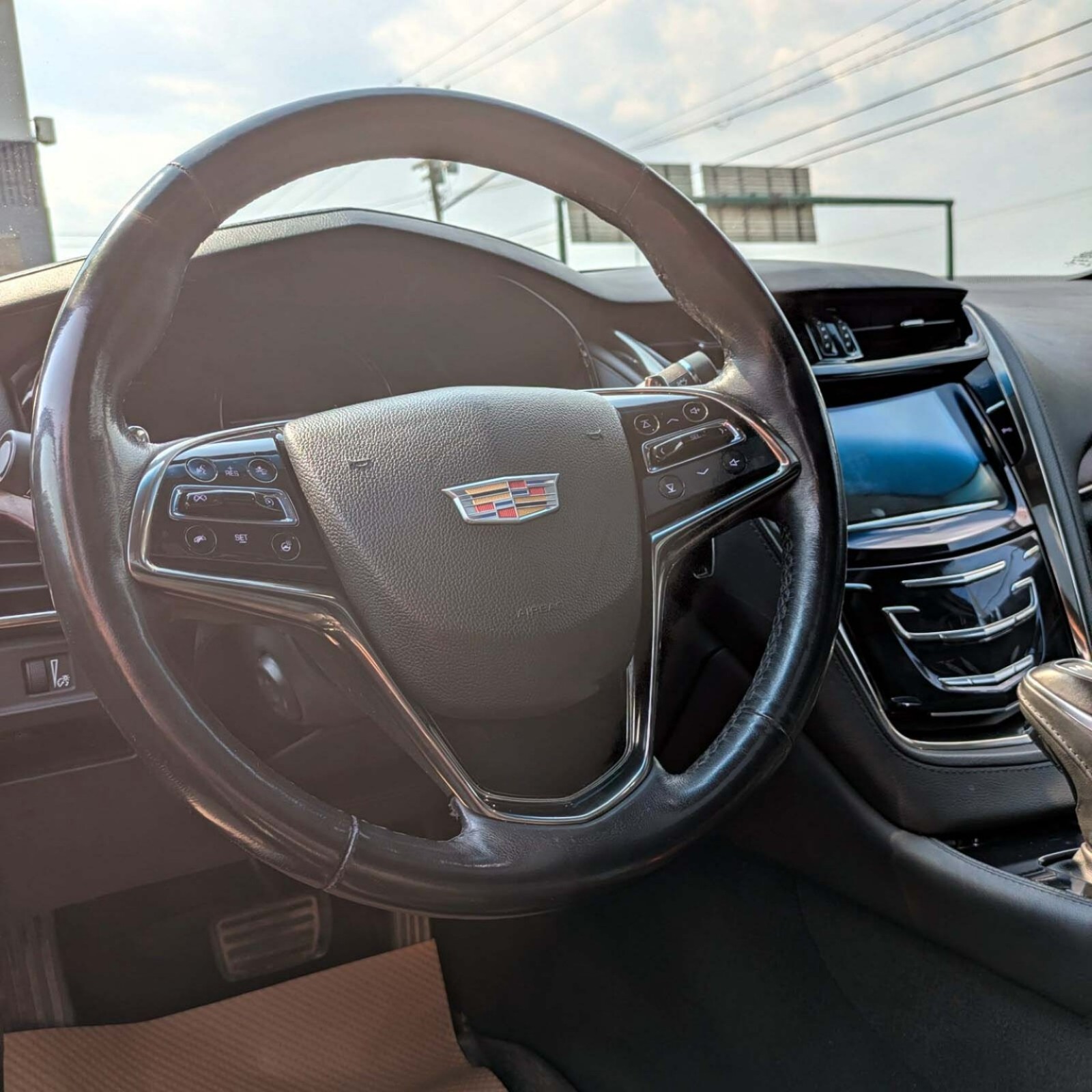 2018 Cadillac CTS Sedan — photo 16