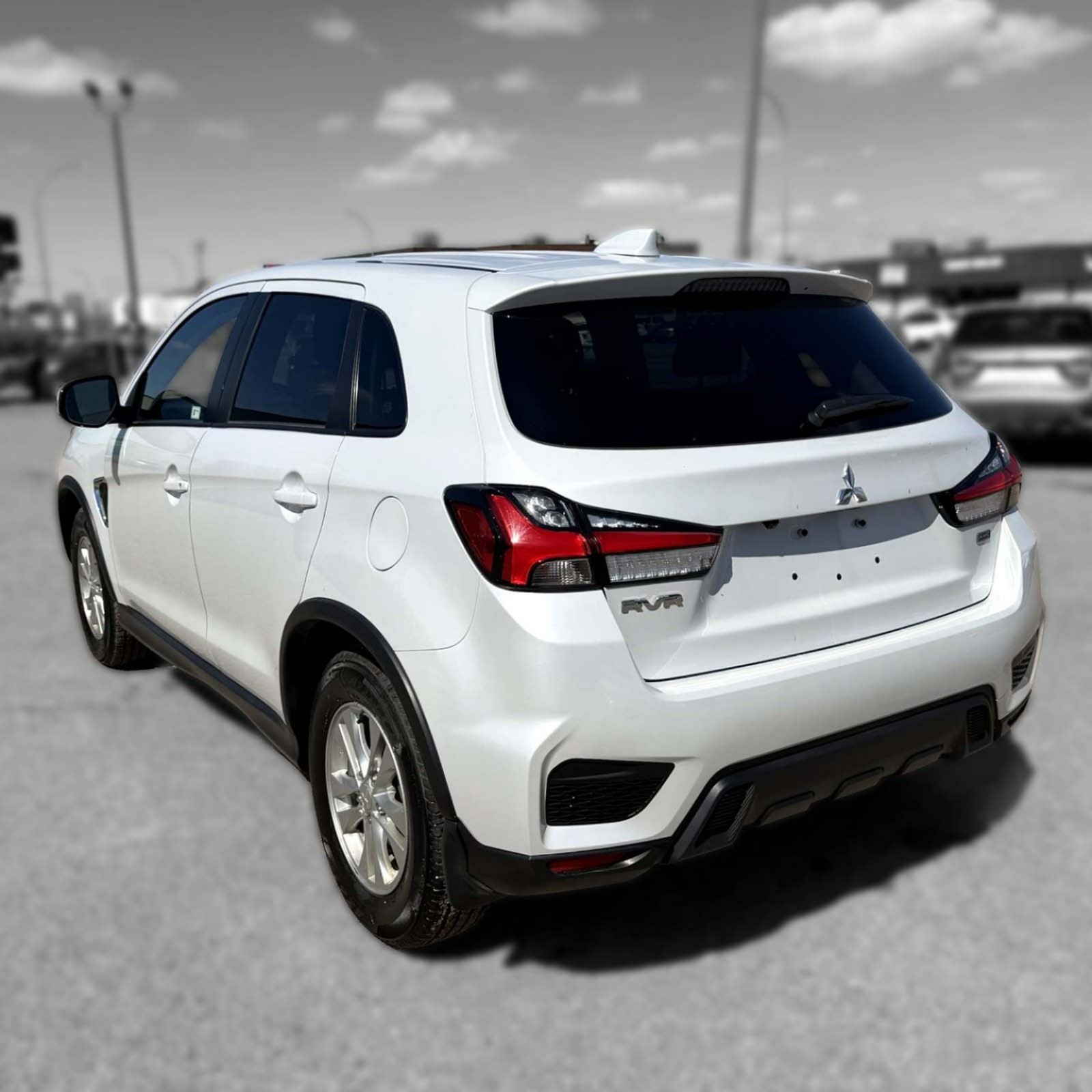 2024 Mitsubishi RVR — photo 6