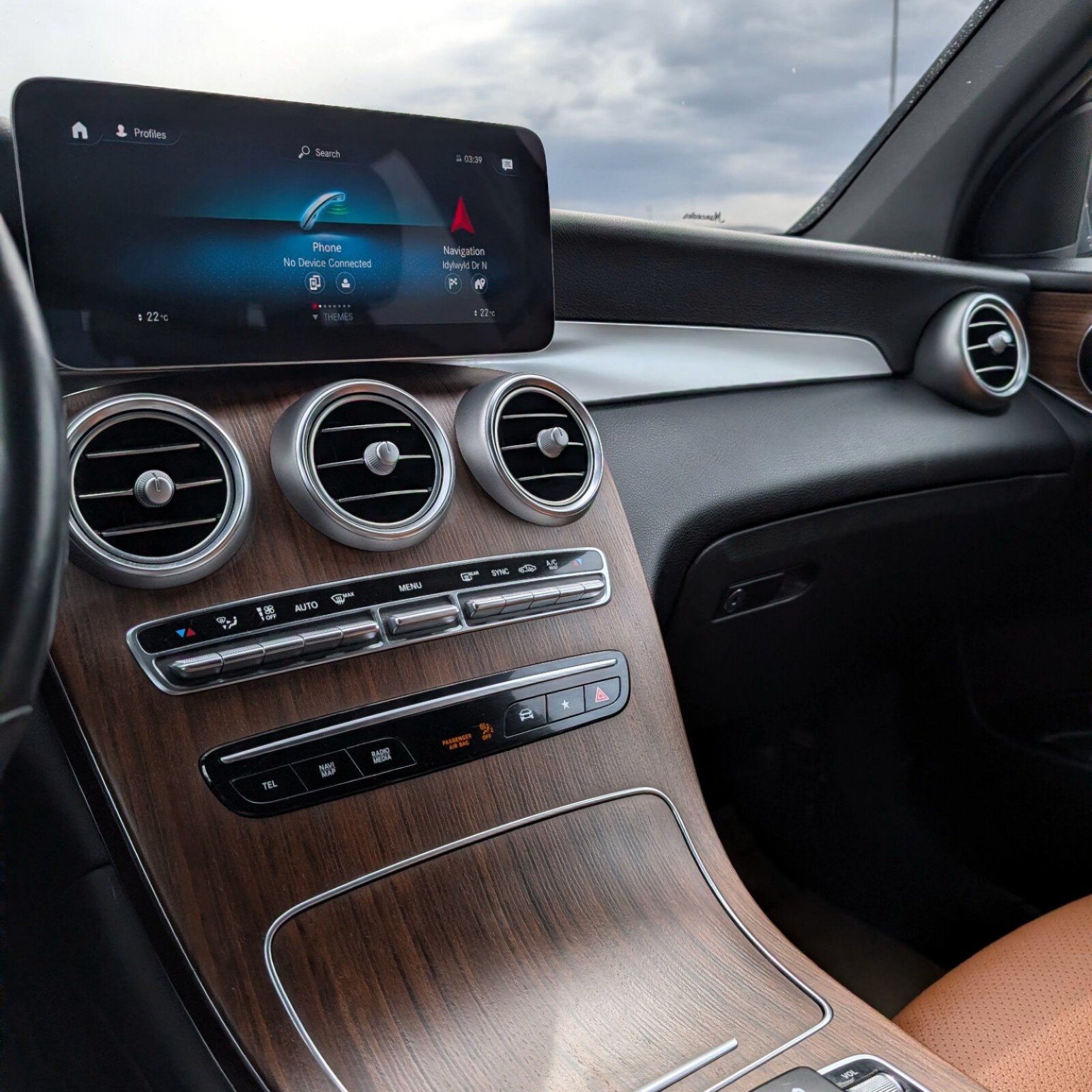 2022 Mercedes-Benz GLC — photo 15