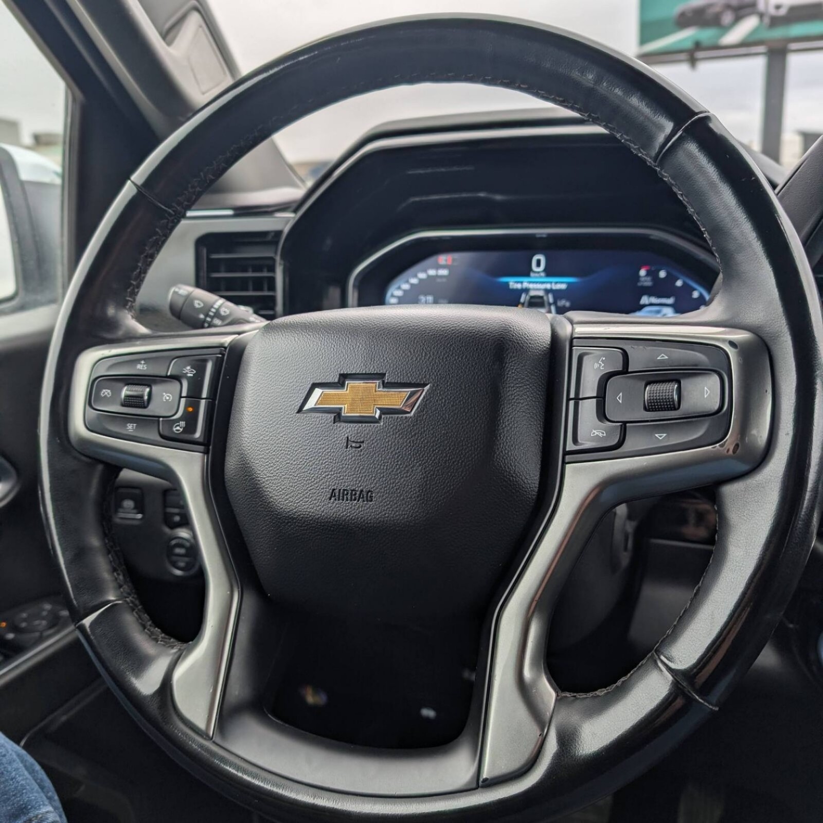 2025 Chevrolet Silverado 1500 — photo 20