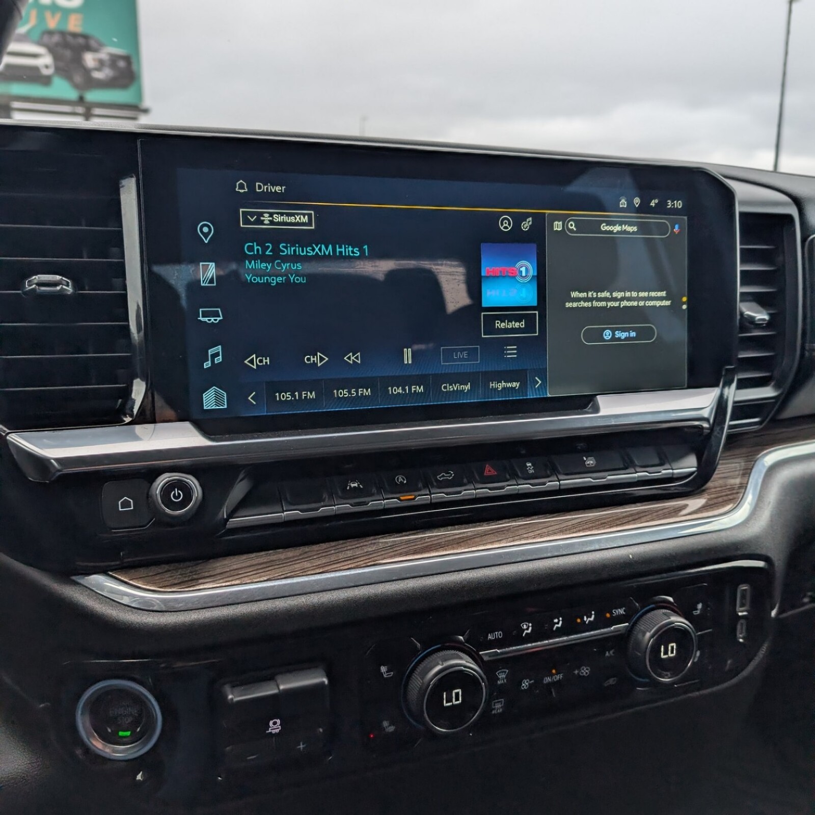 2025 Chevrolet Silverado 1500 — photo 15