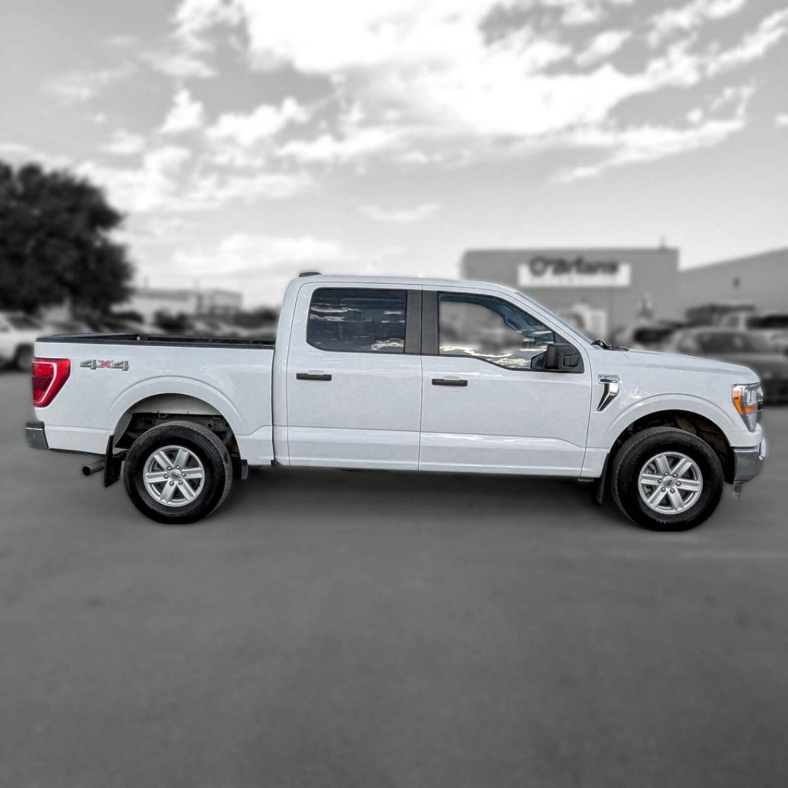2022 Ford F-150 — photo 2