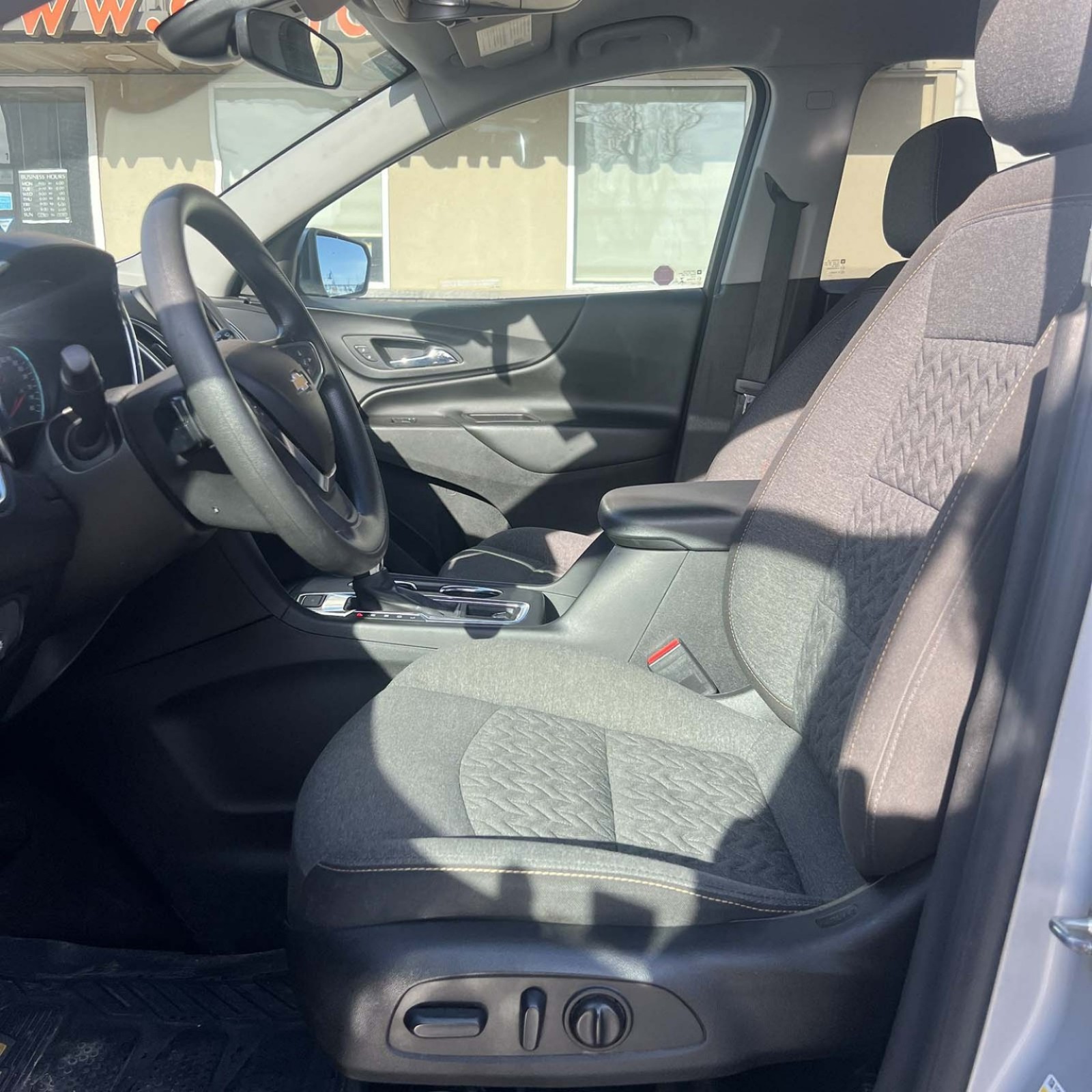 2022 Chevrolet Equinox — photo 11