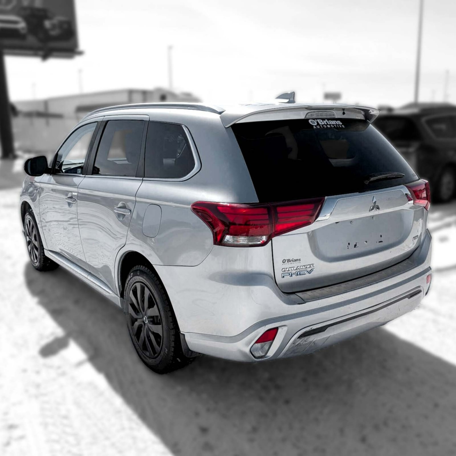 2020 Mitsubishi Outlander PHEV — photo 6
