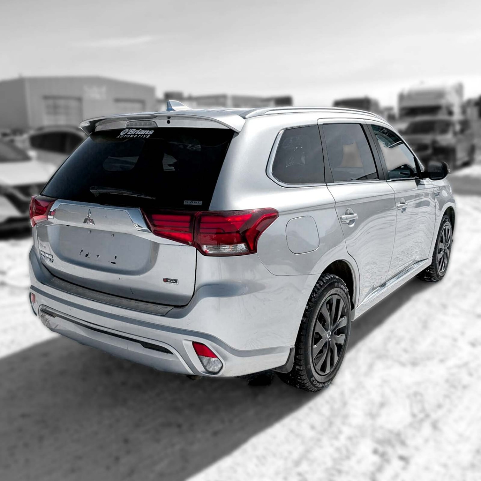 2020 Mitsubishi Outlander PHEV — photo 8