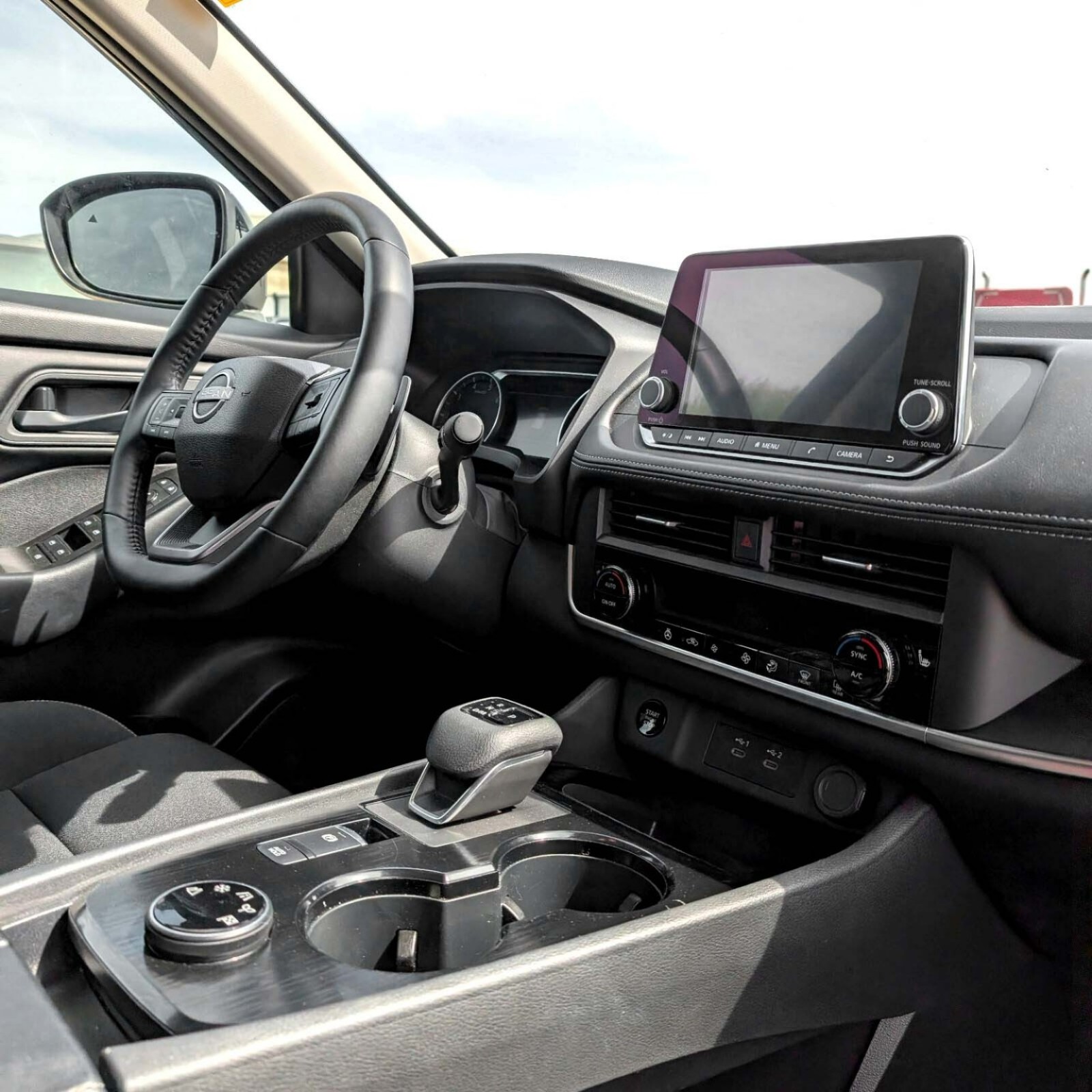 2025 Nissan Rogue — photo 6