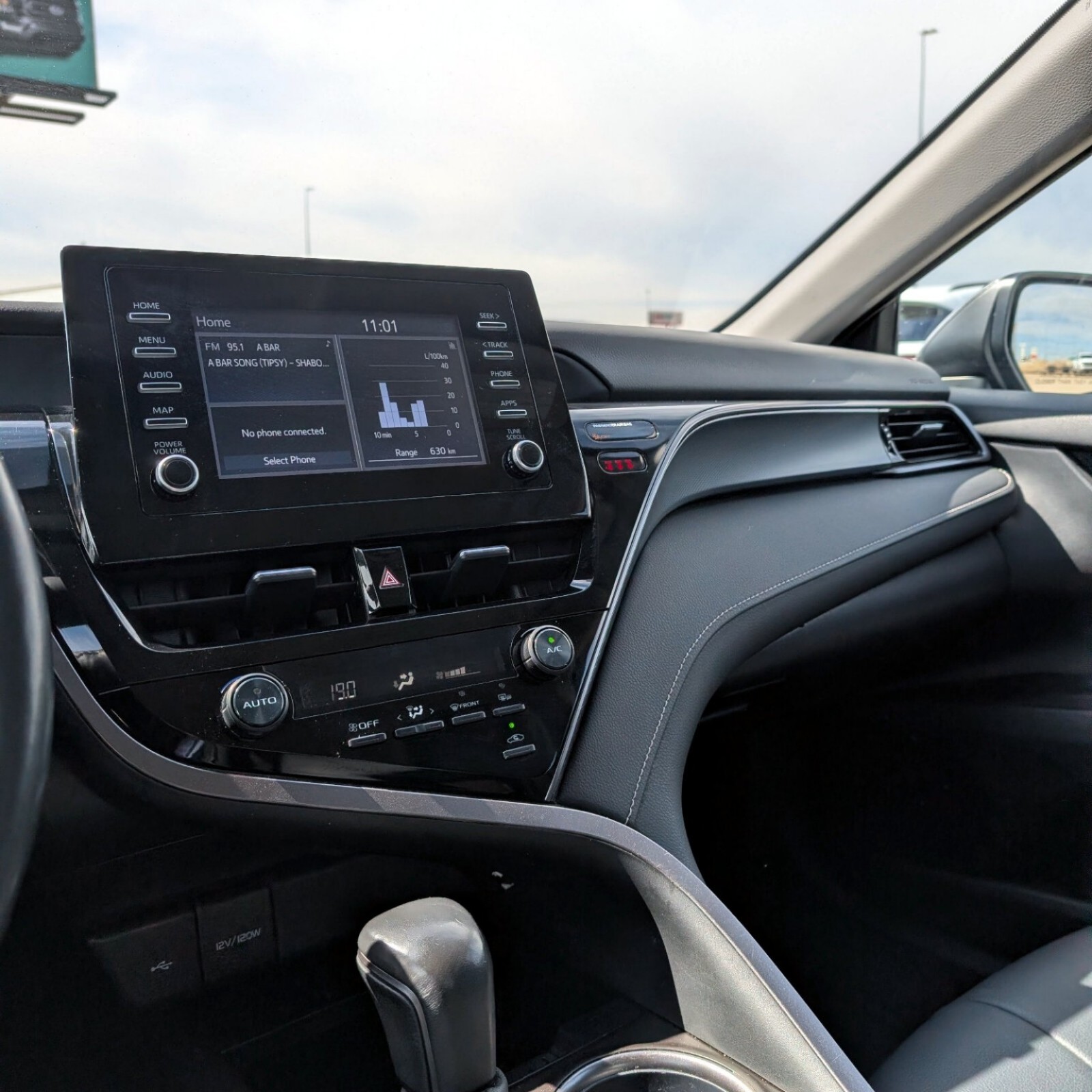 2024 Toyota Camry — photo 13