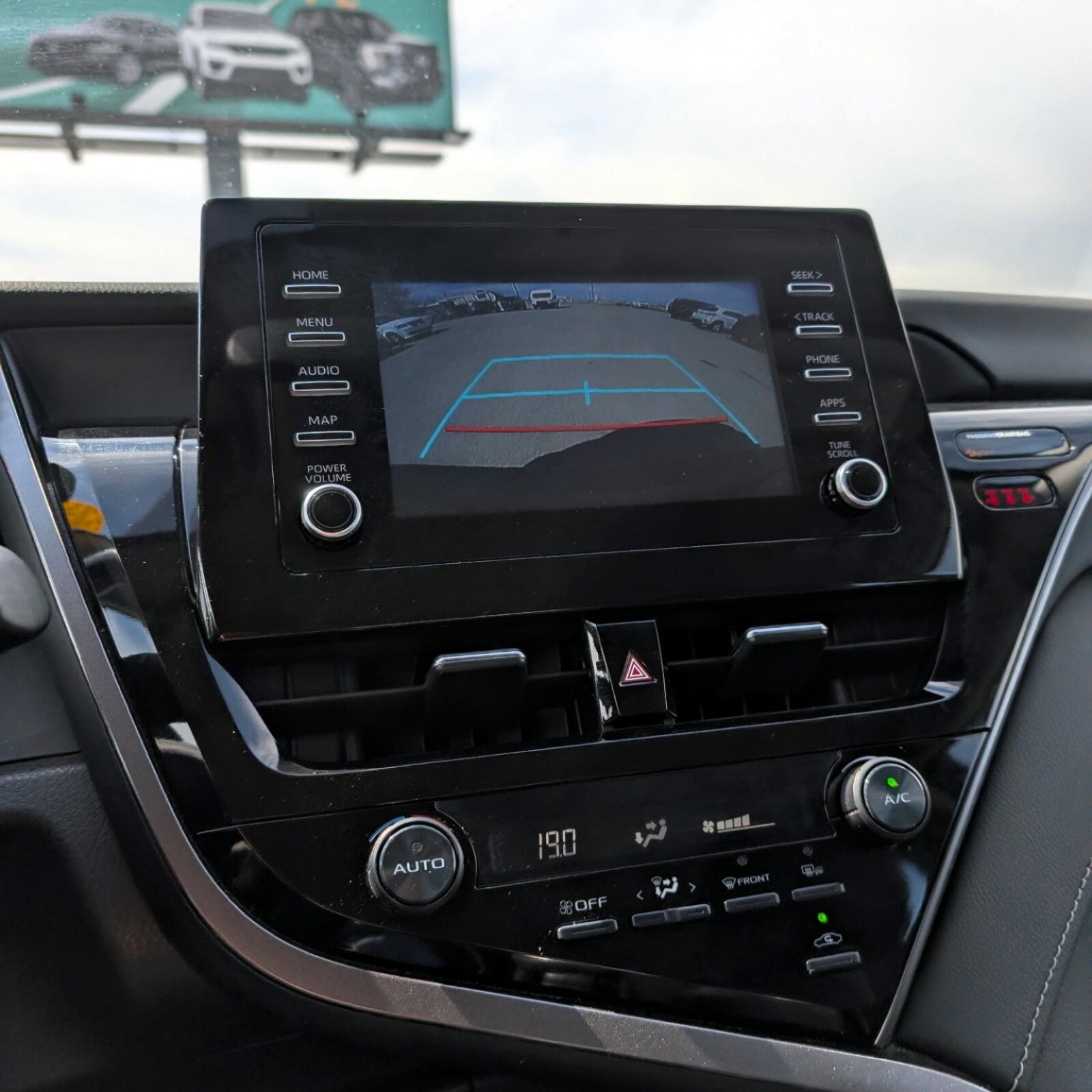 2024 Toyota Camry — photo 14