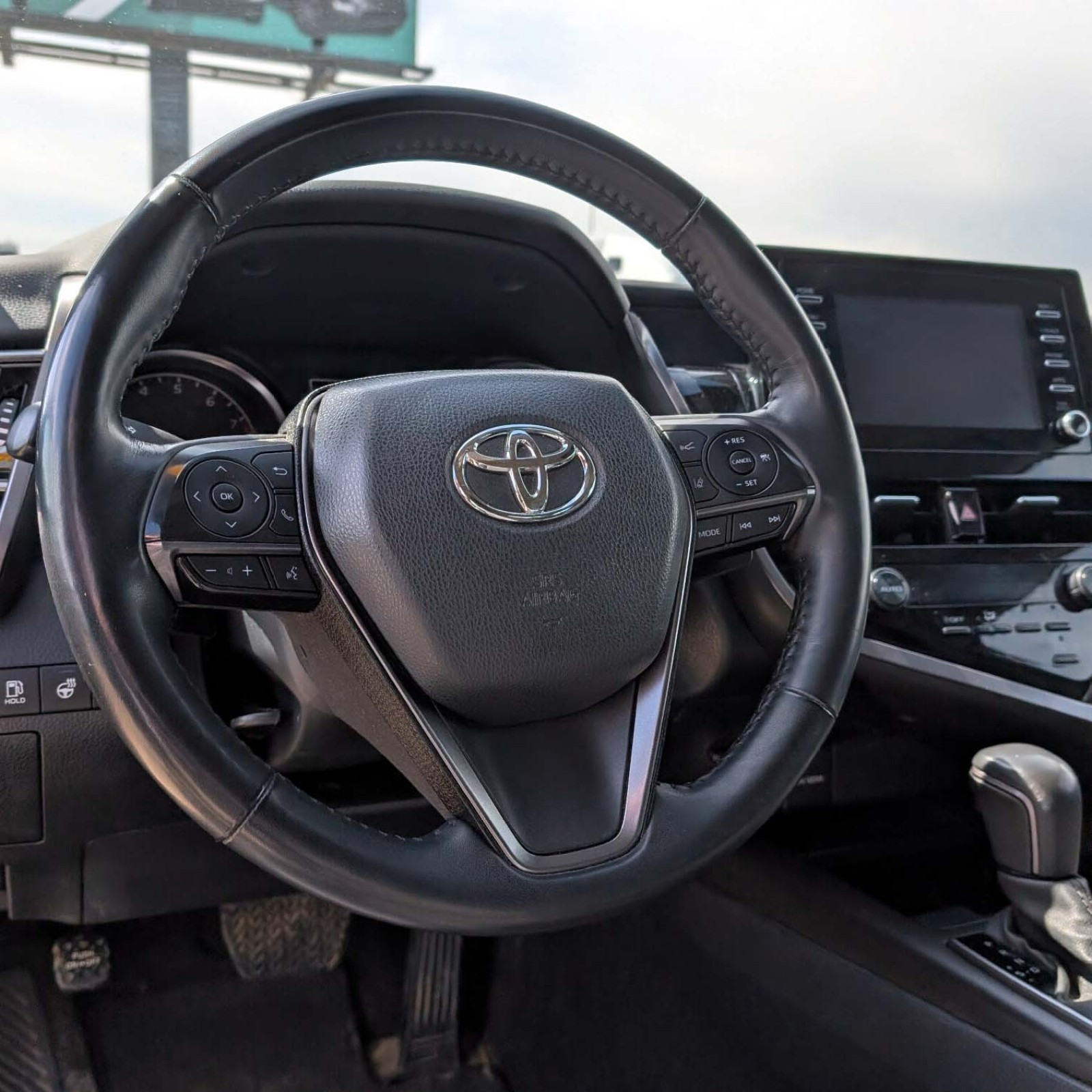 2024 Toyota Camry — photo 11