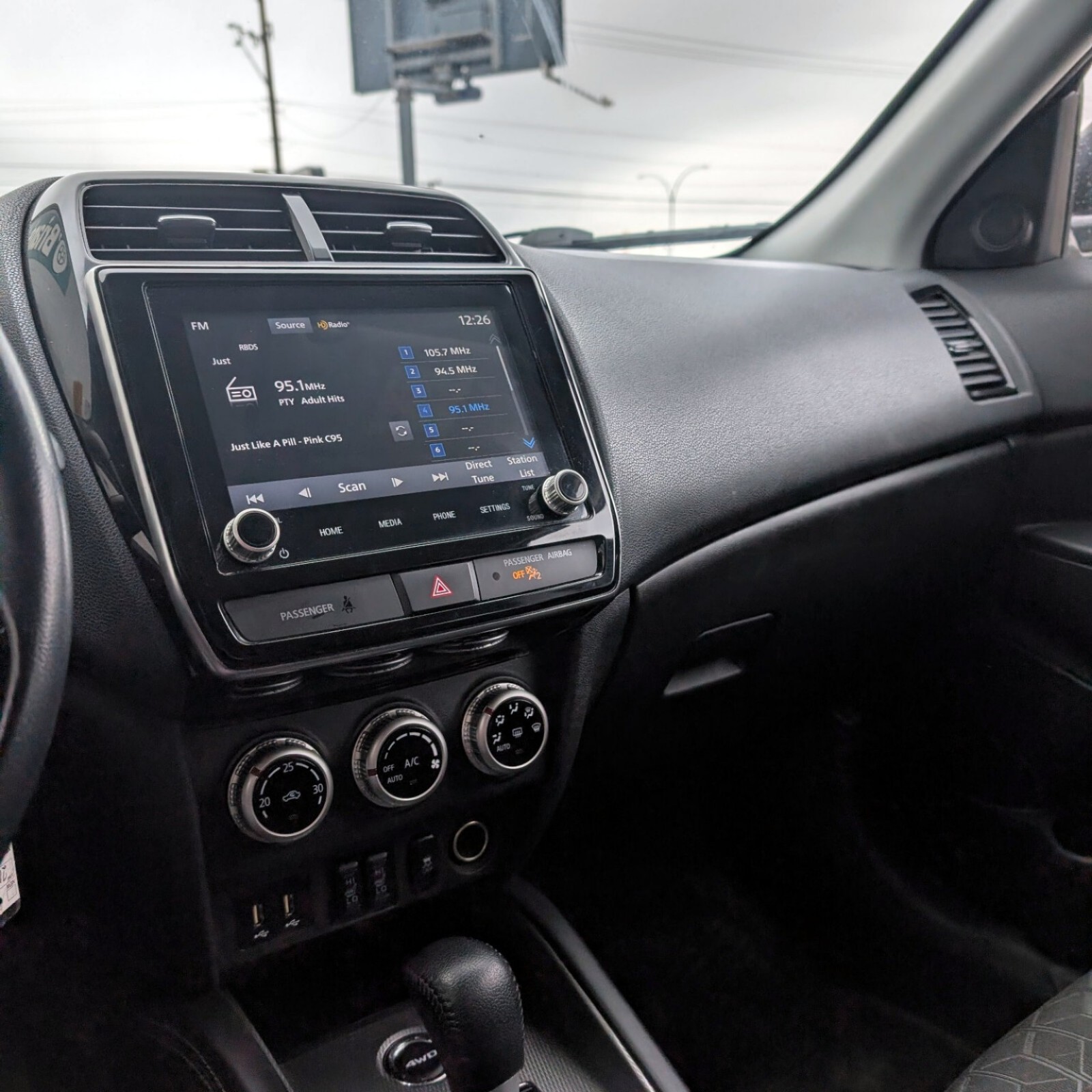 2021 Mitsubishi RVR — photo 15