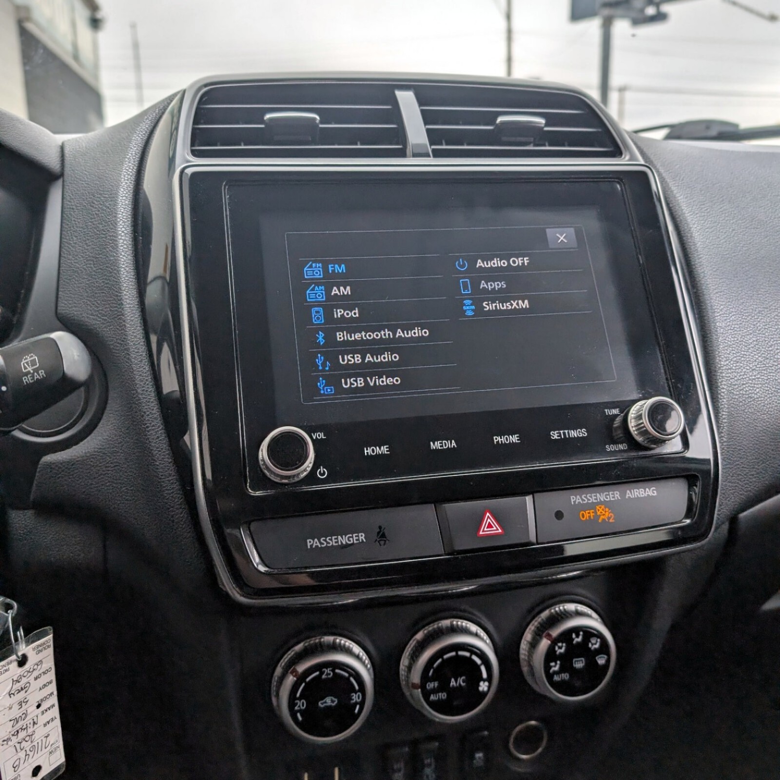 2021 Mitsubishi RVR — photo 17