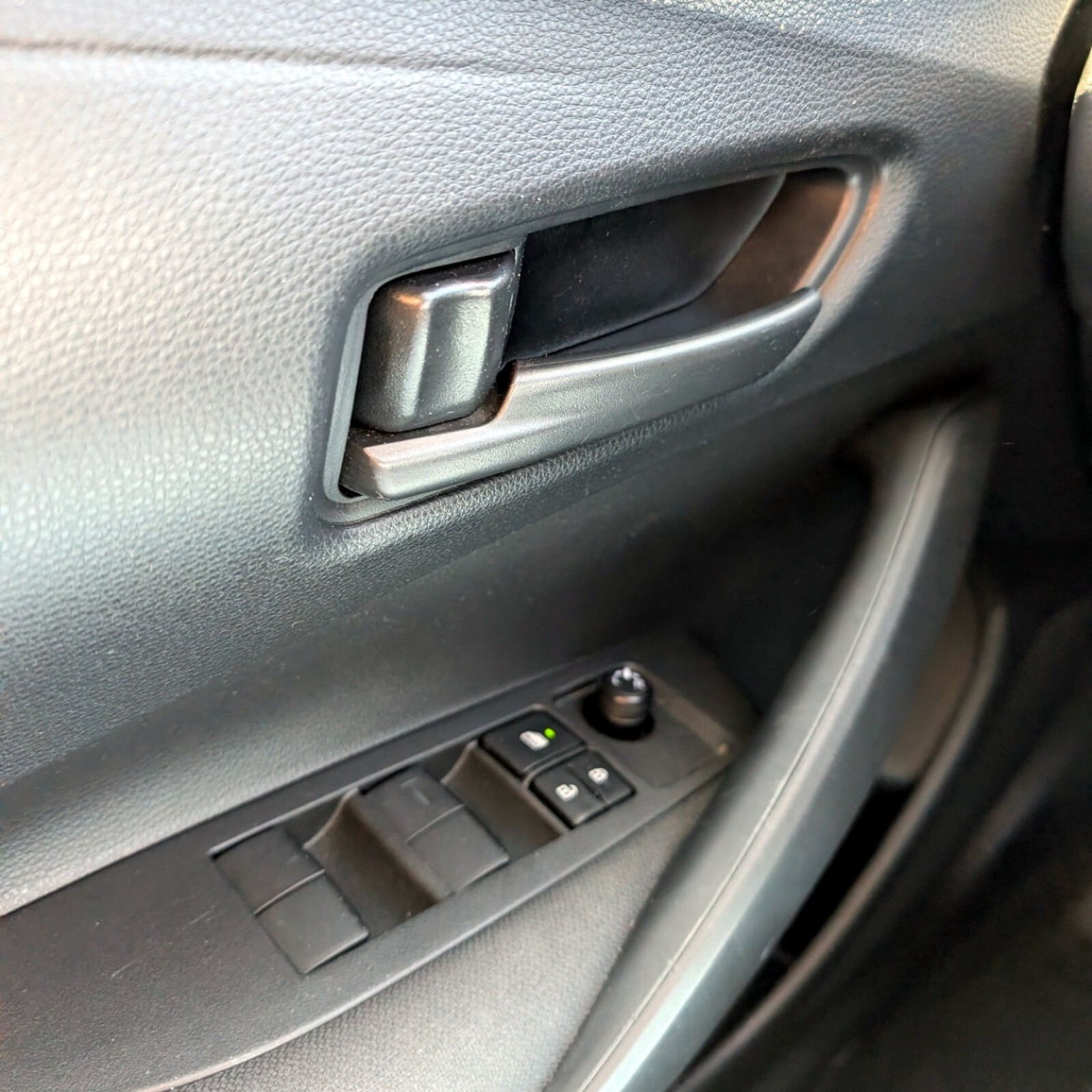 2025 Toyota Corolla — photo 18