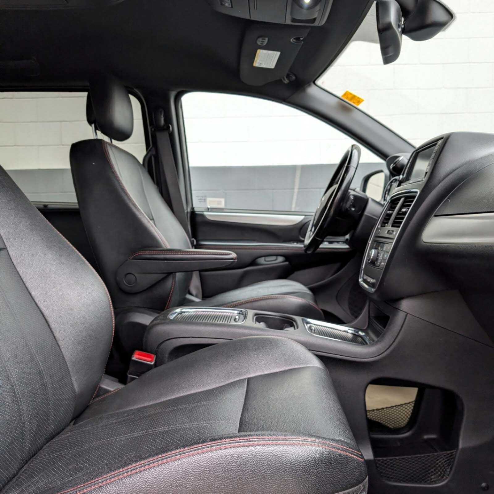 2020 Dodge Grand Caravan — photo 10
