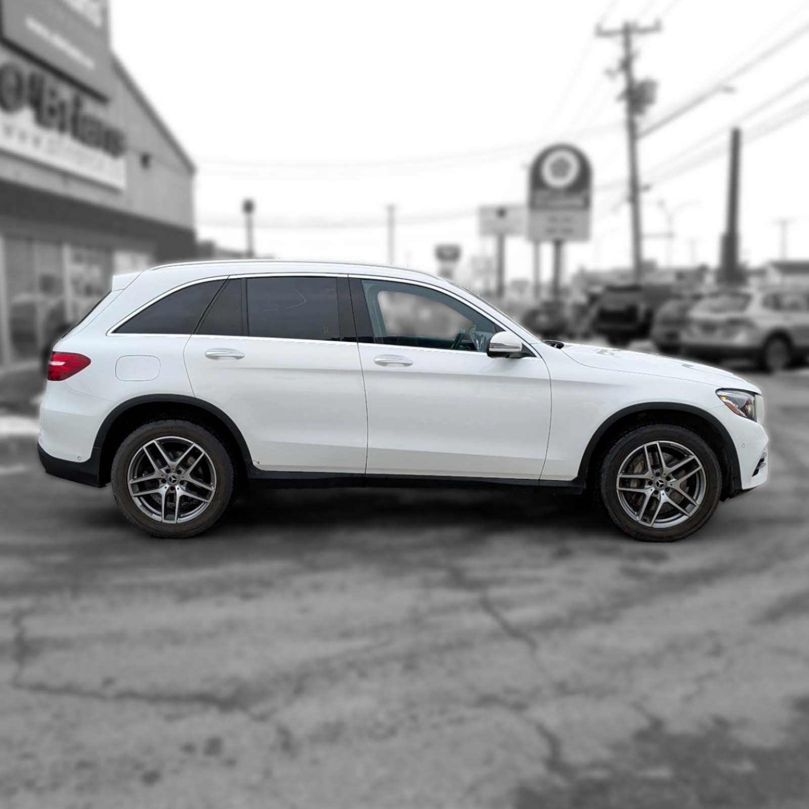 2019 Mercedes-Benz GLC — photo 2