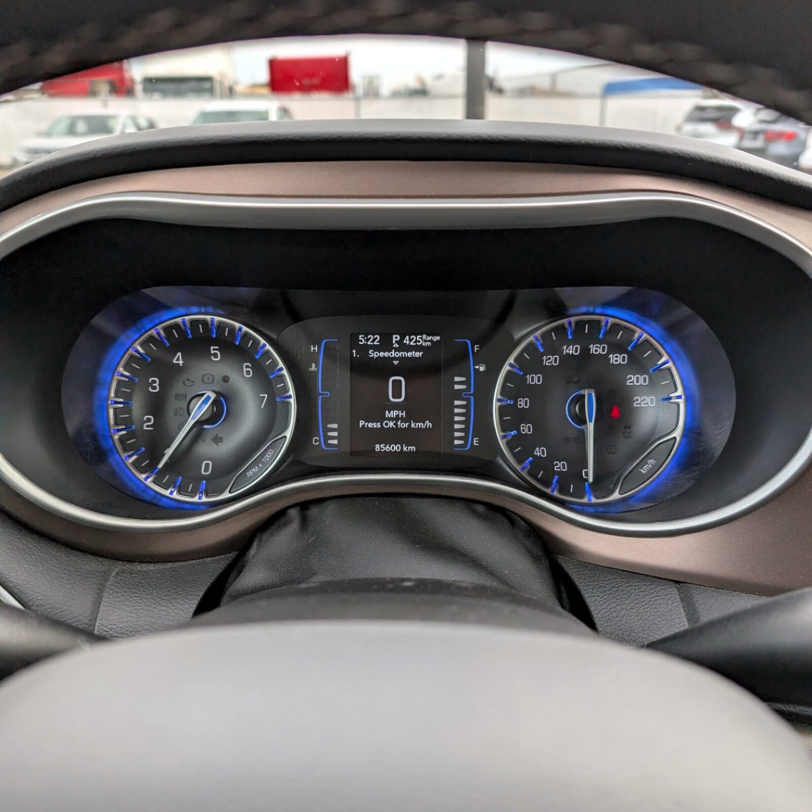 2023 Chrysler Grand Caravan — photo 10