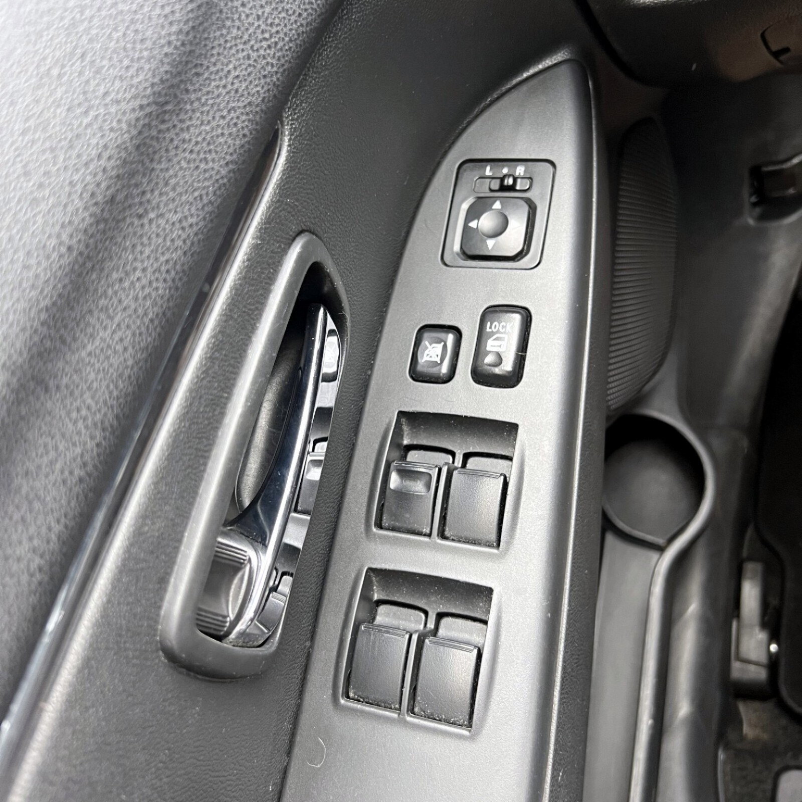 2024 Mitsubishi RVR — photo 8