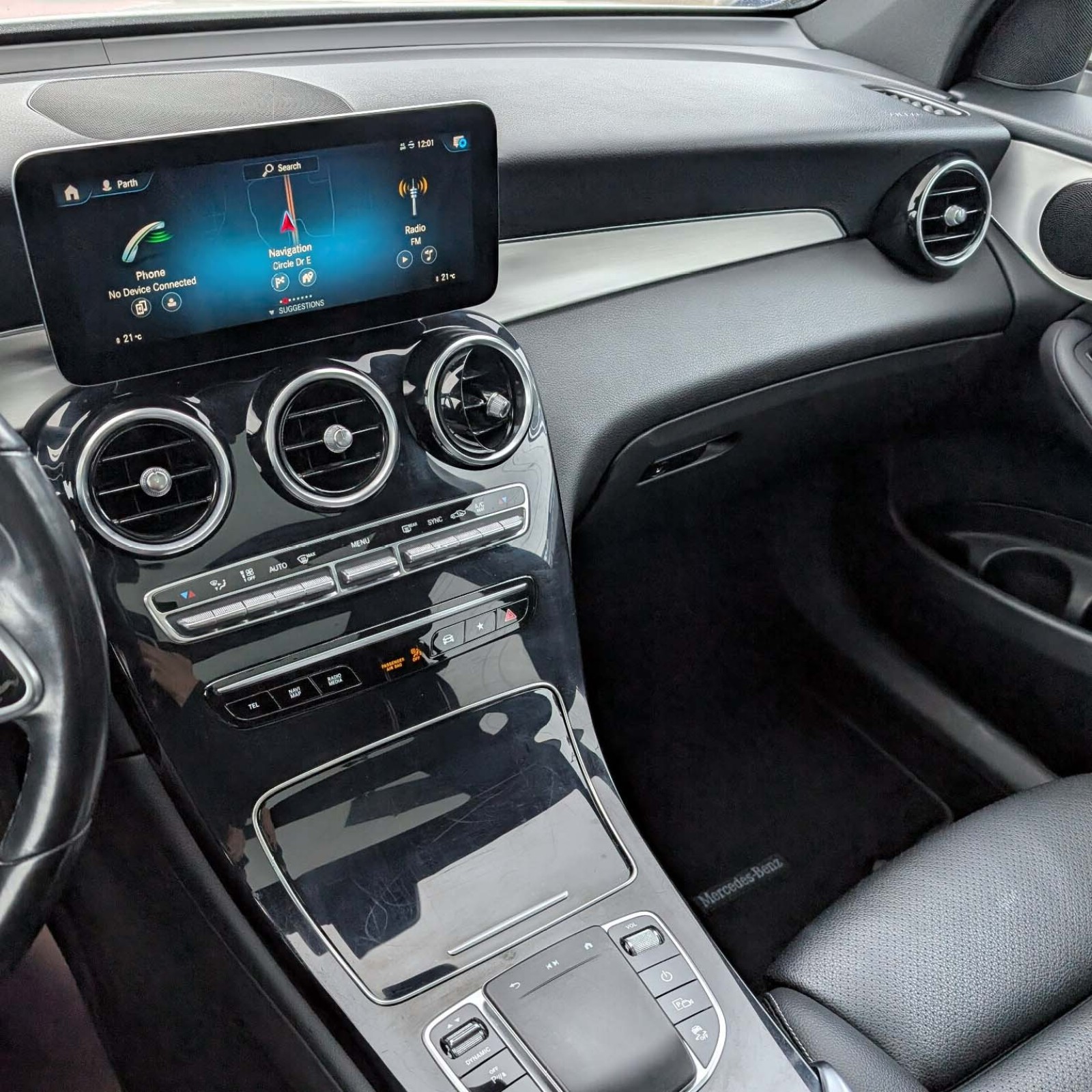 2022 Mercedes-Benz GLC — photo 13