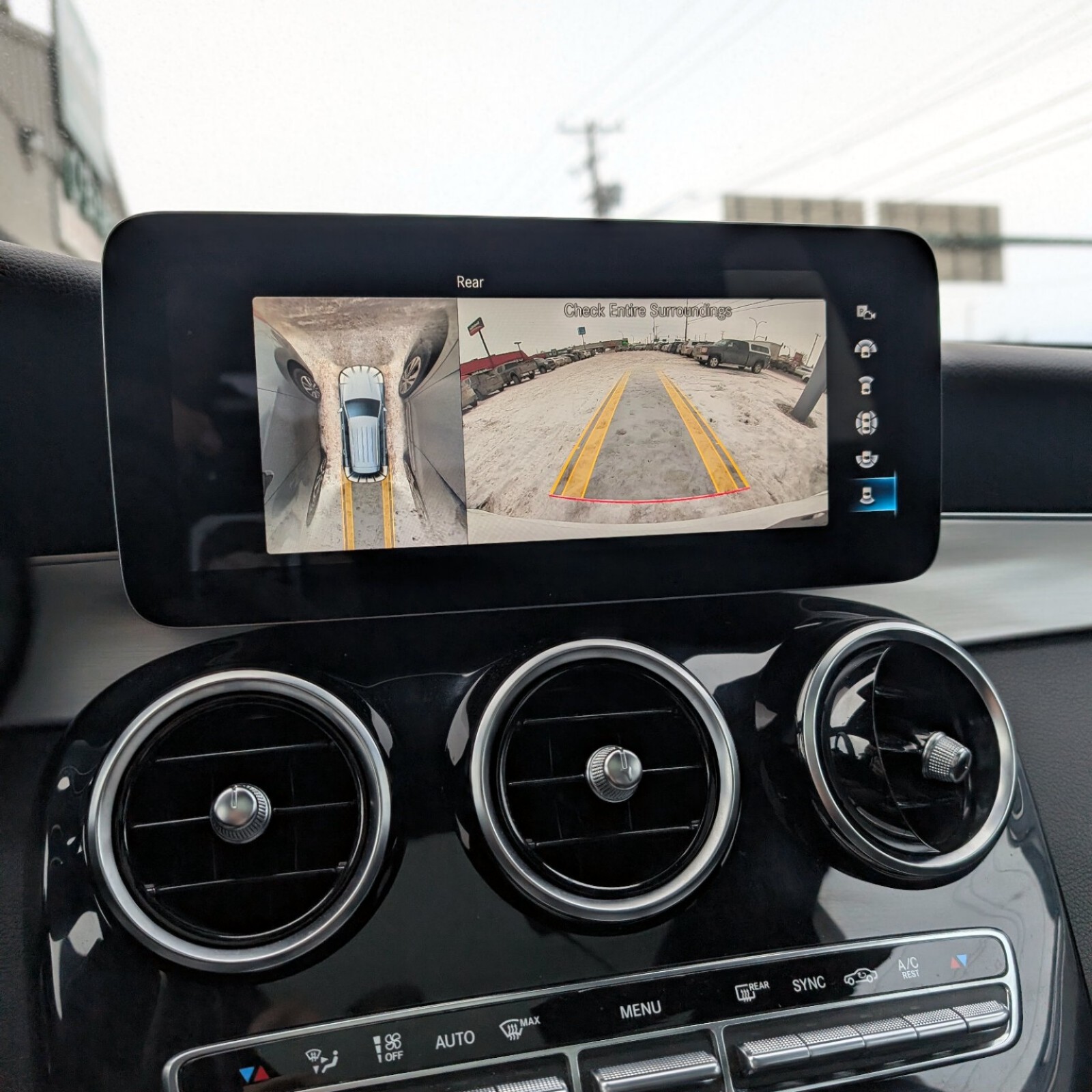 2022 Mercedes-Benz GLC — photo 11
